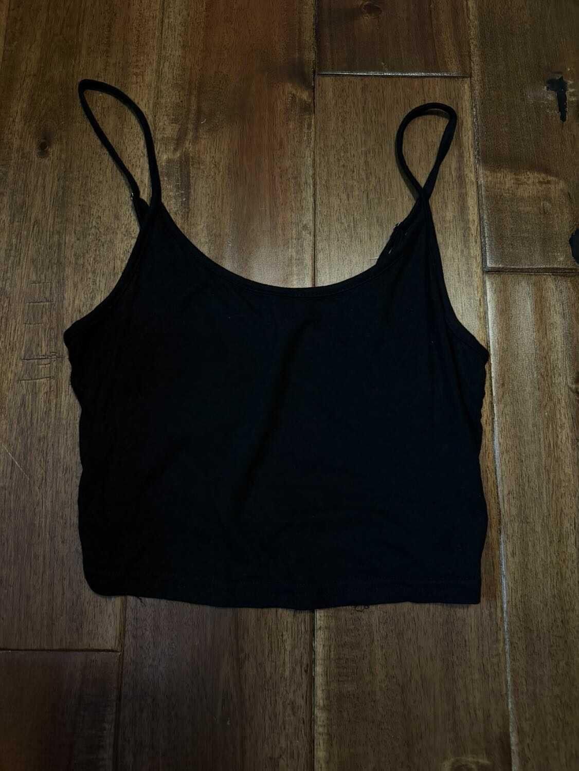 Shein 3 Crop Tops Size XS / US 0-2 / IT 36-38 - 1 Thumbnail