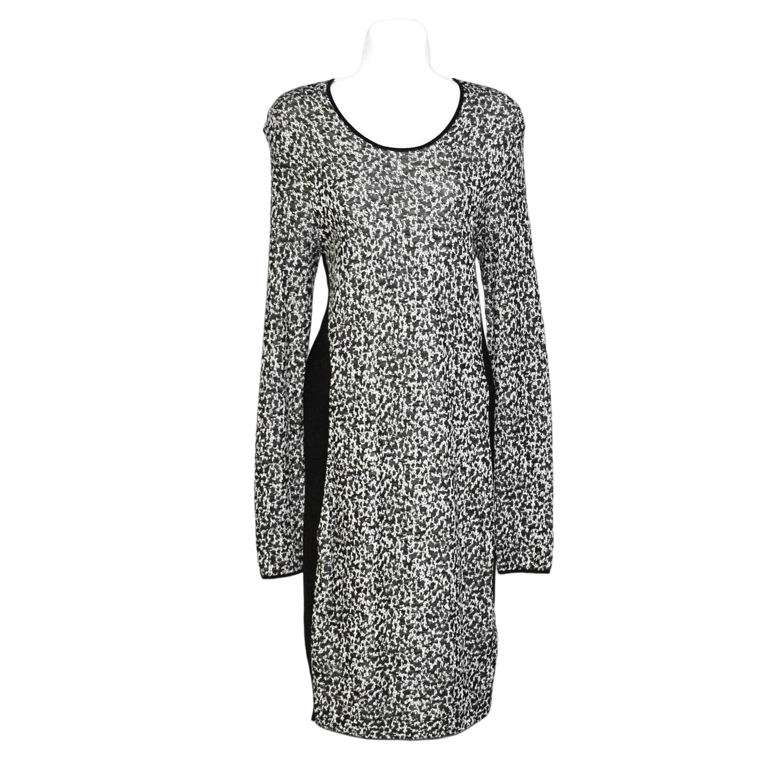 Burberry BURBERRY LONDON Black White Knit Long Sleeve Dress Size M Size M / US 6-8 / IT 42-44 - 1 Thumbnail