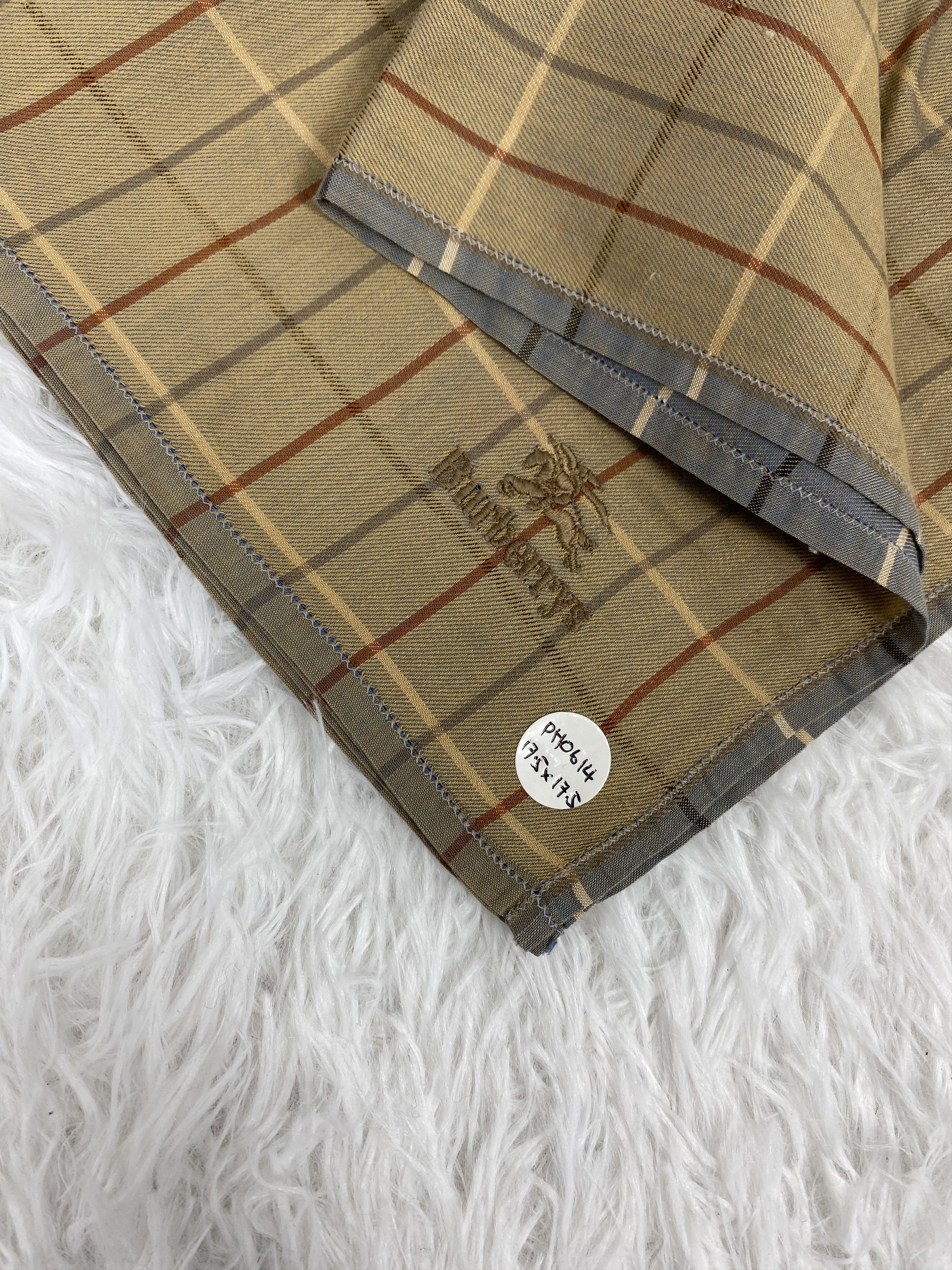 Burberry Vintage Burberry Handkerchief Neckerchief PH0614 Size ONE SIZE - 2 Thumbnail
