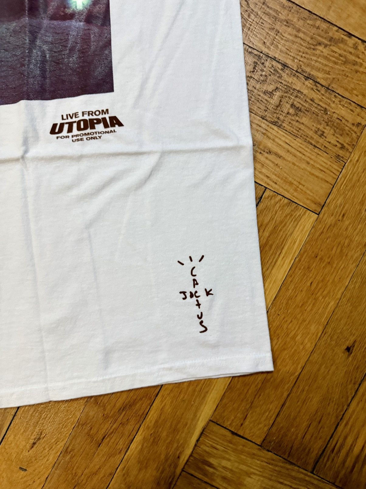 Travis Scott Travis Scott MJ gate T shirt Size US XL / EU 56 / 4 - 3 Thumbnail