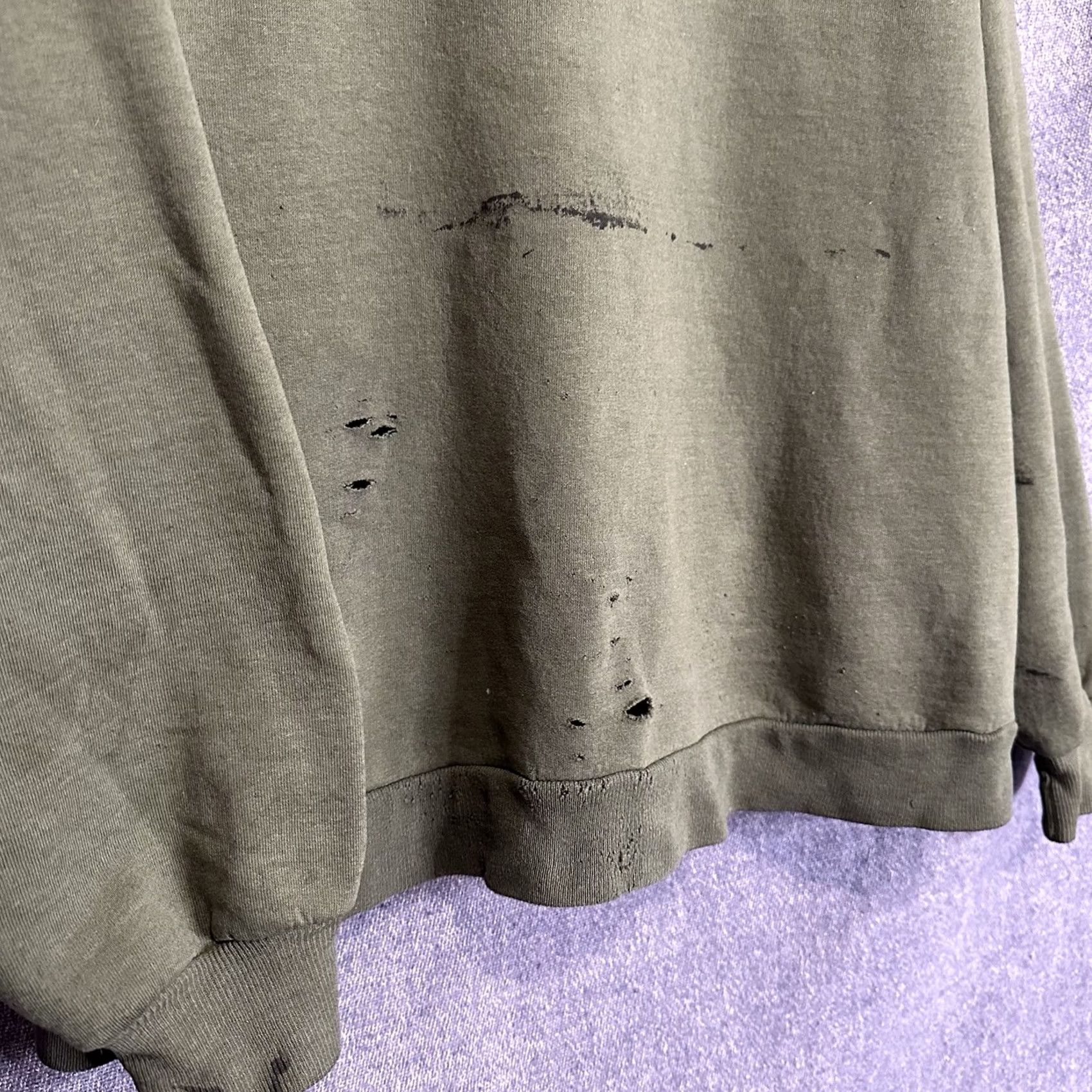 Jerzees VINTAGE Jerzees Sweatshirt Crew Neck Long Sleeve Pullover Distressed Olive Green 50/50 Large L Men Grunge 90s USA Size US L / EU 52-54 / 3 - 3 Thumbnail