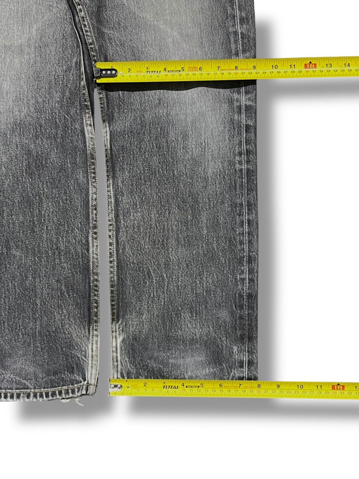 Levi's Vintage Levi’s Original 501 Japan 90s - Faded, Straight Leg Size US 32 / EU 48 - 20 Thumbnail
