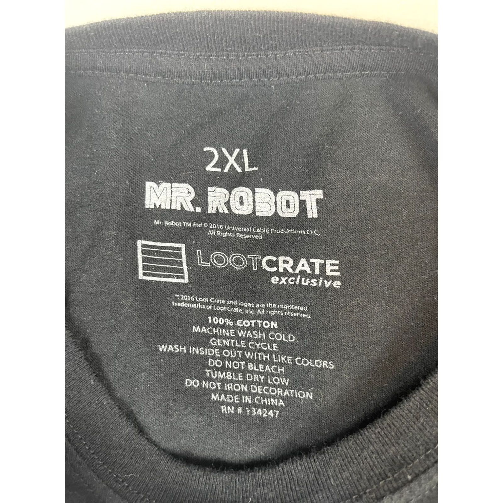 Vintage Loot Crate Loot Crate Exclusive Mr. Robot fsociety T-Shirt Sz 2XL Men Black Cotton Crew Neck Short Sleeve Graphic Print Size US XXL / EU 58 / 5 - 4 Thumbnail