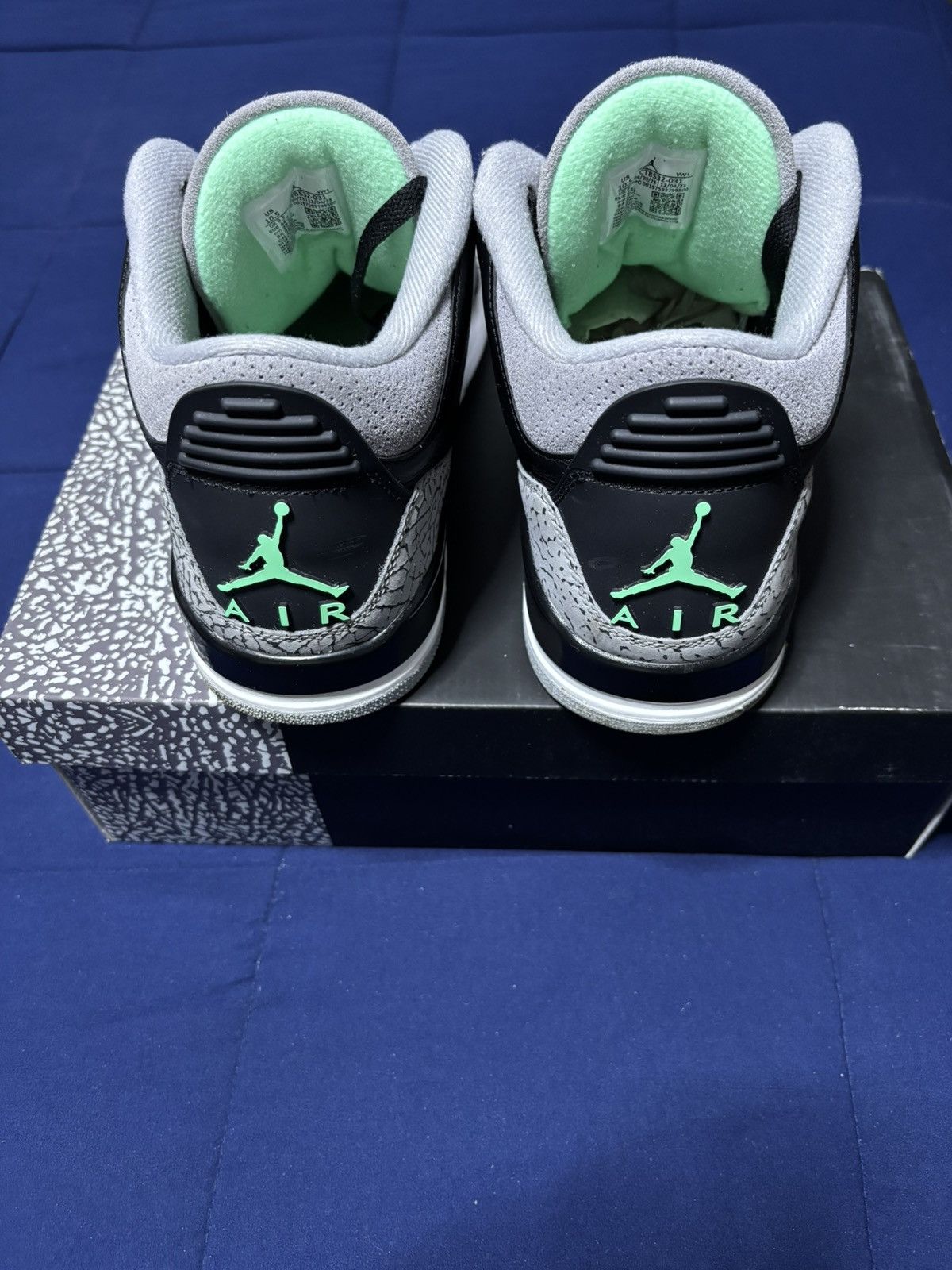 Jordan Brand Jordan 3 Retro Green Glow 2024 Size 10.5 Size US 10.5 / EU 43-44 - 4 Thumbnail