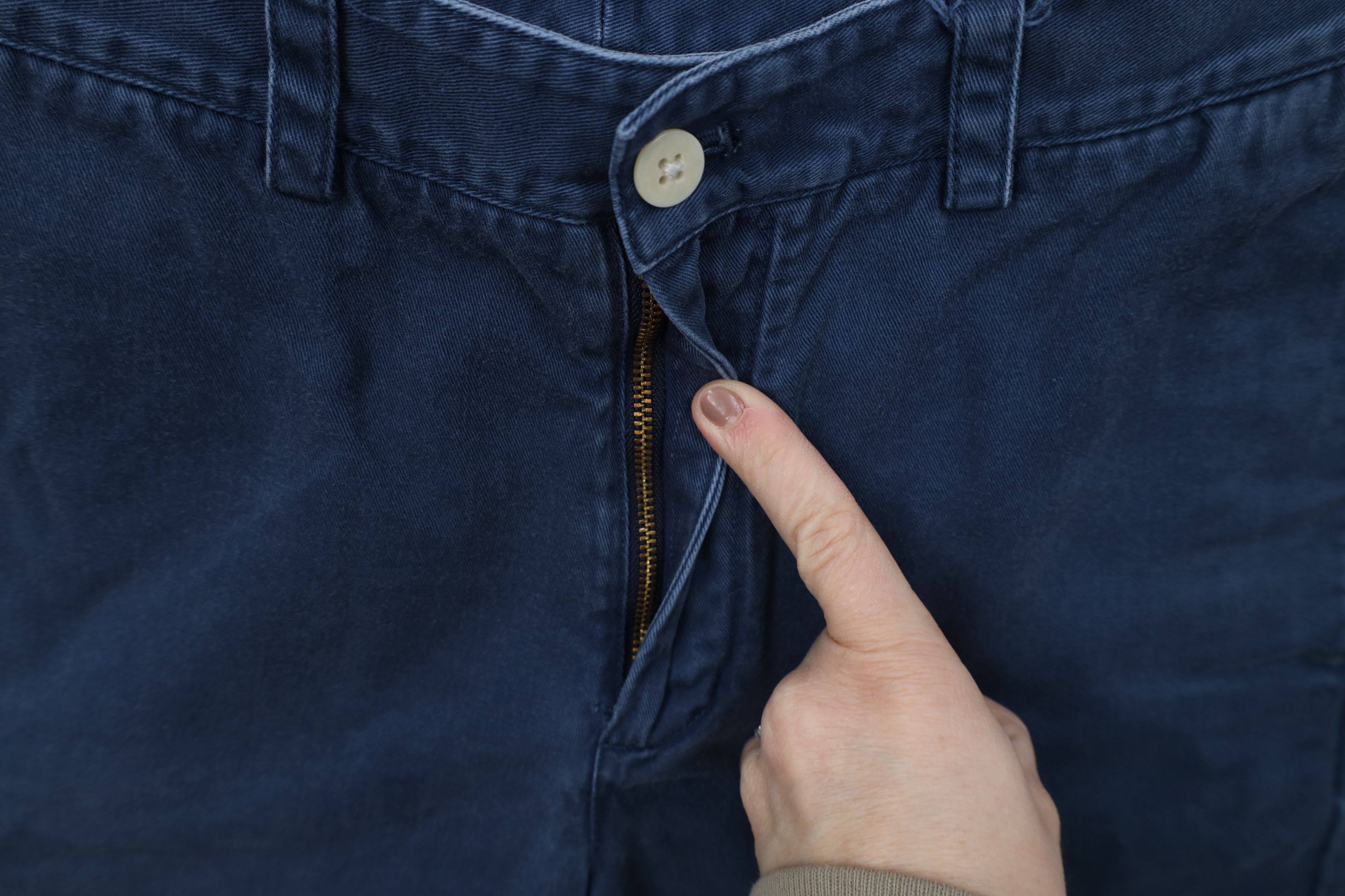 Vineyard Vines Vineyard Vines Above Knee Club Chino Shorts Navy Blue Cotton Size US 30 / EU 46 - 5 Thumbnail