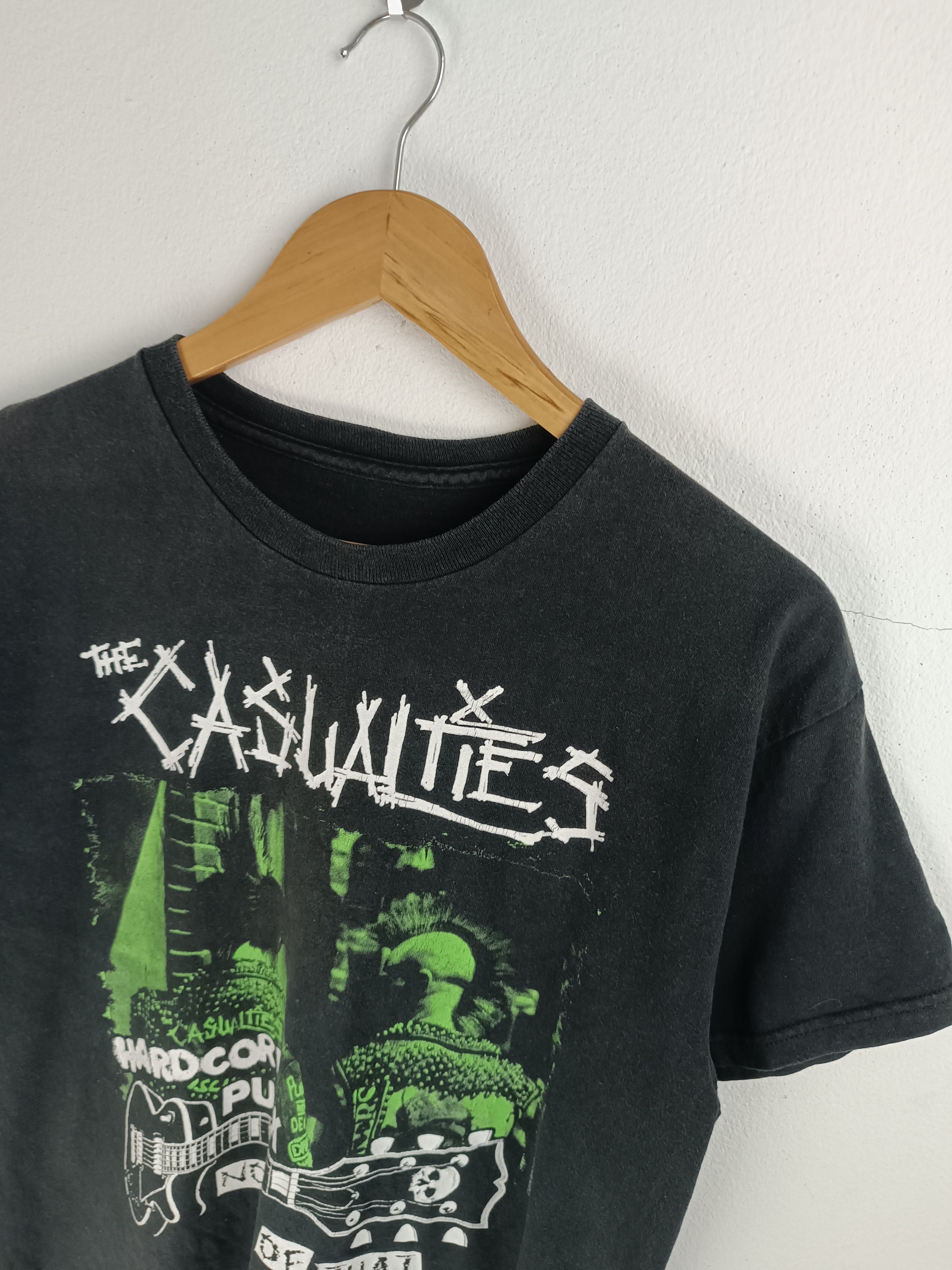 Band Tees VINTAGE '04 THE CASUALTIES TEE exploited rancid punk gbh Size US S / EU 44-46 / 1 - 6 Thumbnail