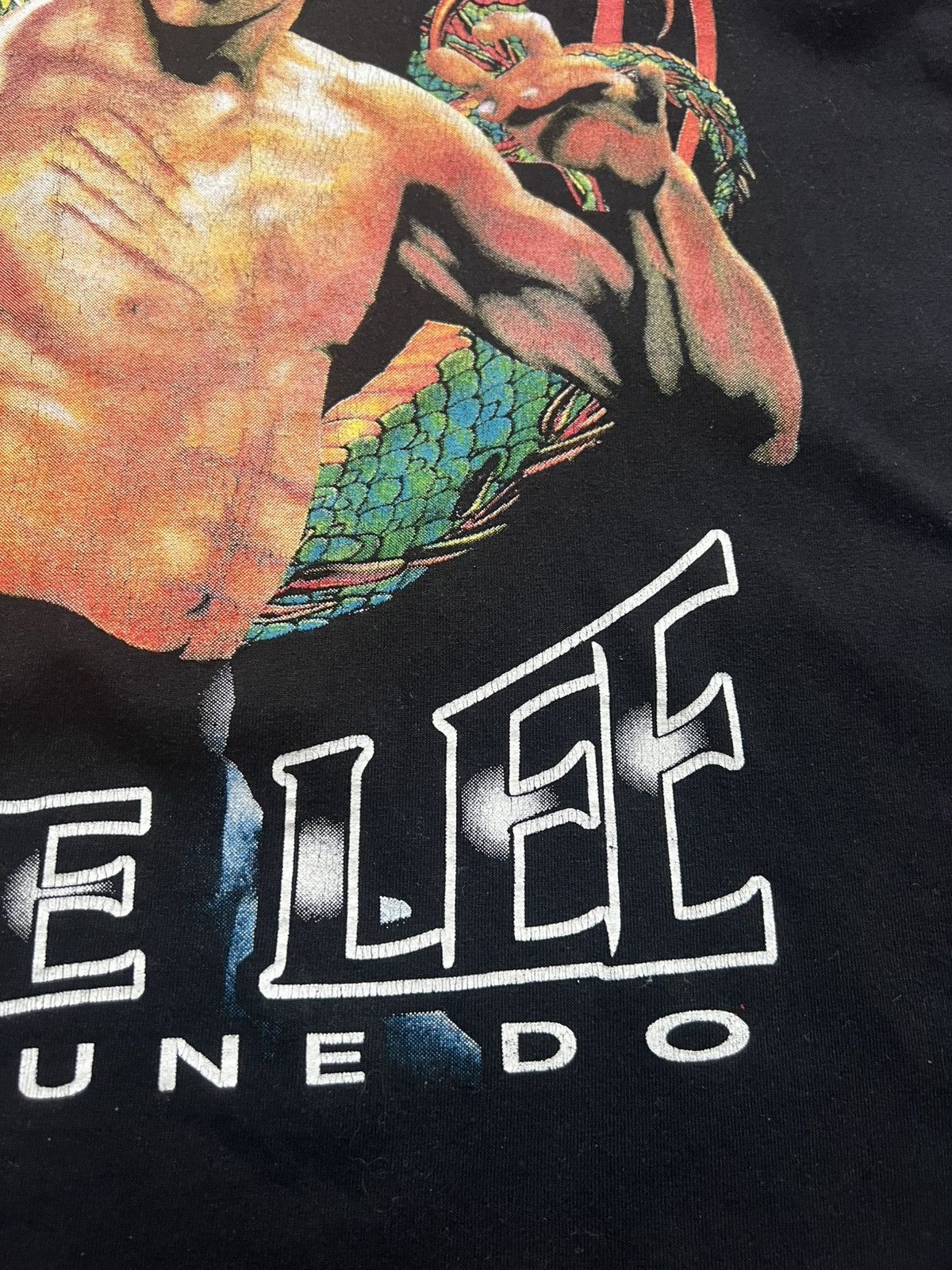 Vintage Vintage Bruce Lee Dragon Japanese T-shirt Y2K 90s Size US XL / EU 56 / 4 - 8 Thumbnail