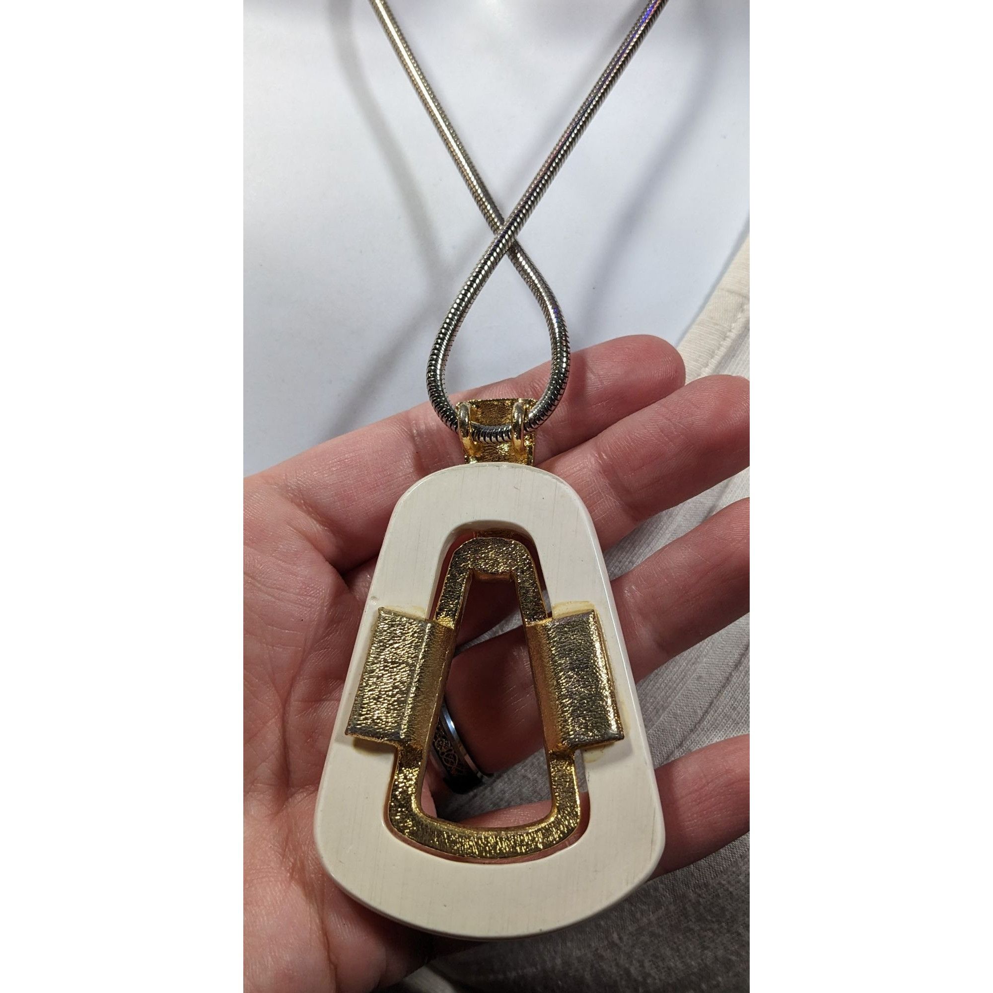 Other Vintage Lisner Art Deco Statement Pendant Necklace Size ONE SIZE - 6 Thumbnail