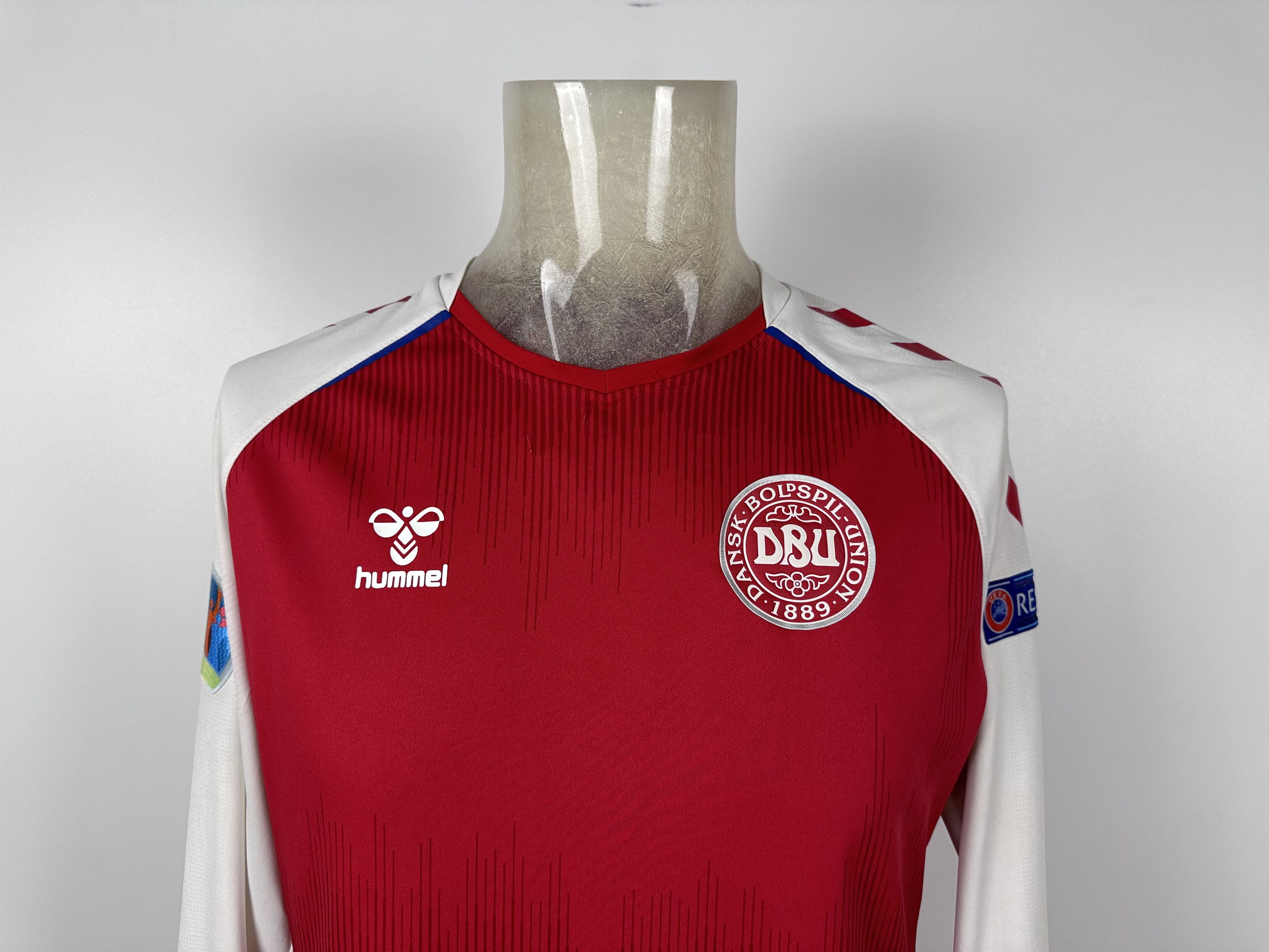 Hummel DENMARK 2021 LONG SLEEVE FOOTBALL SHIRT SOCCER JERSEY HUMMEL Size US M / EU 48-50 / 2 - 4 Thumbnail
