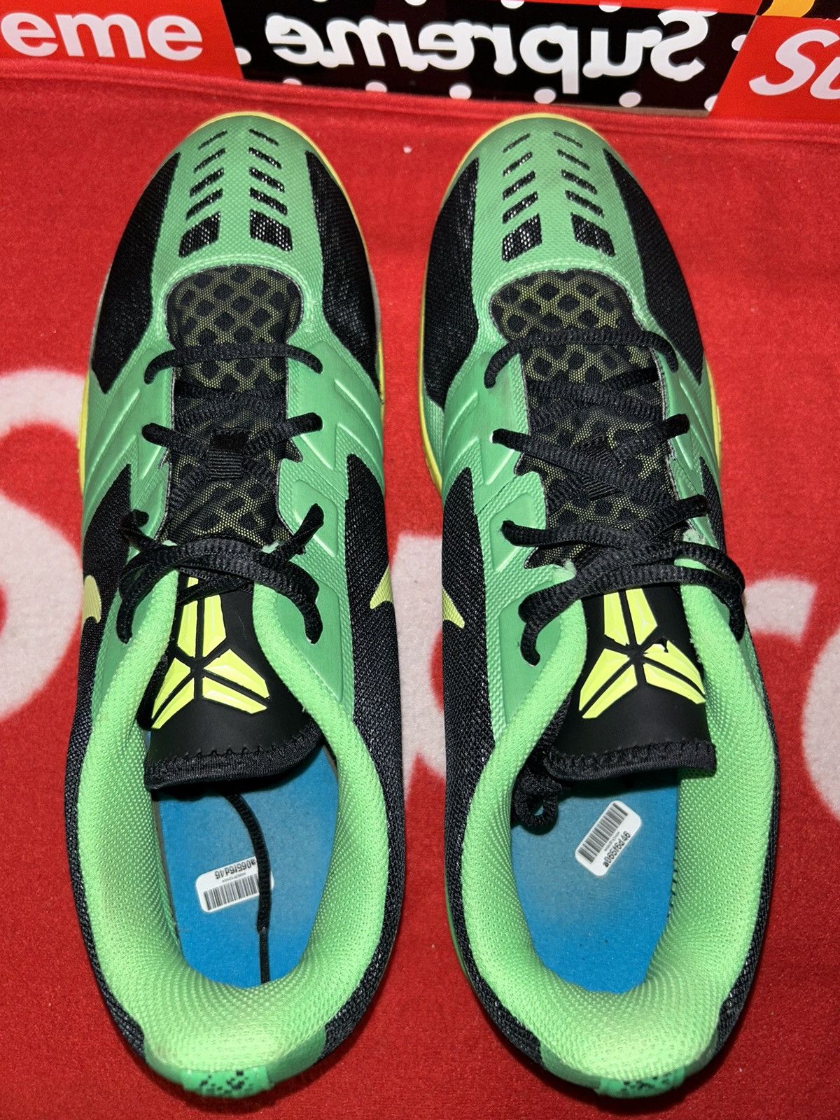 Nike Nike KB Mentality Black Volt Poison Green 704942-001 Size 13 Size US 13 / EU 46 - 4 Thumbnail