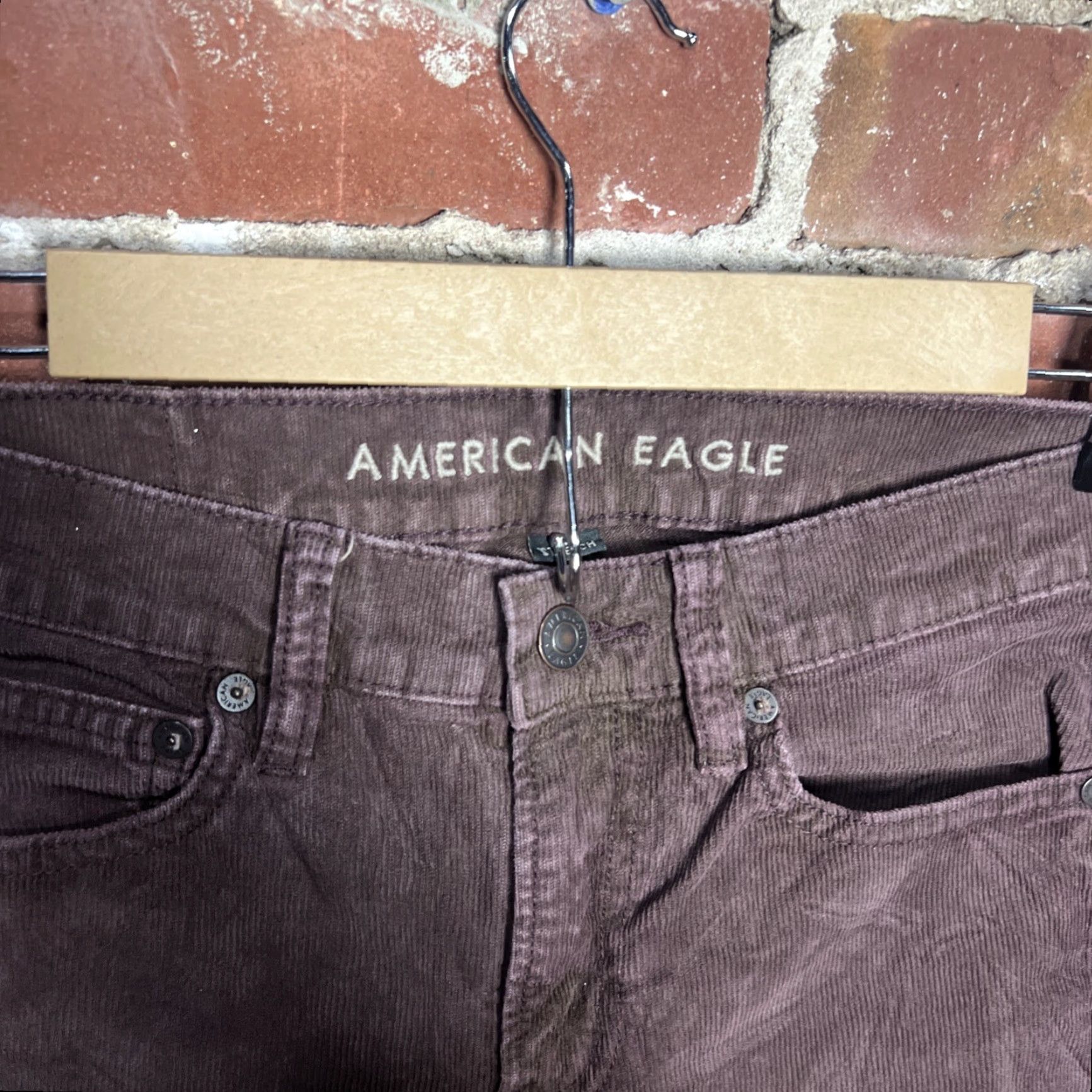 American Eagle Outfitters American Eagle 90s Straight Jean Corduroy Stretch Brown Womens 4 Short Size 27" / US 4 / IT 40 - 2 Thumbnail