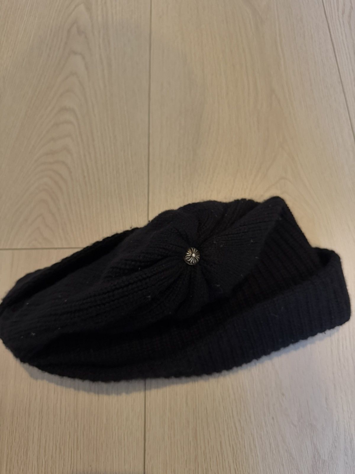 Chrome Hearts Chrome Hearts Black & Red Triple Star Leather Patch Beanie Size ONE SIZE - 7 Thumbnail
