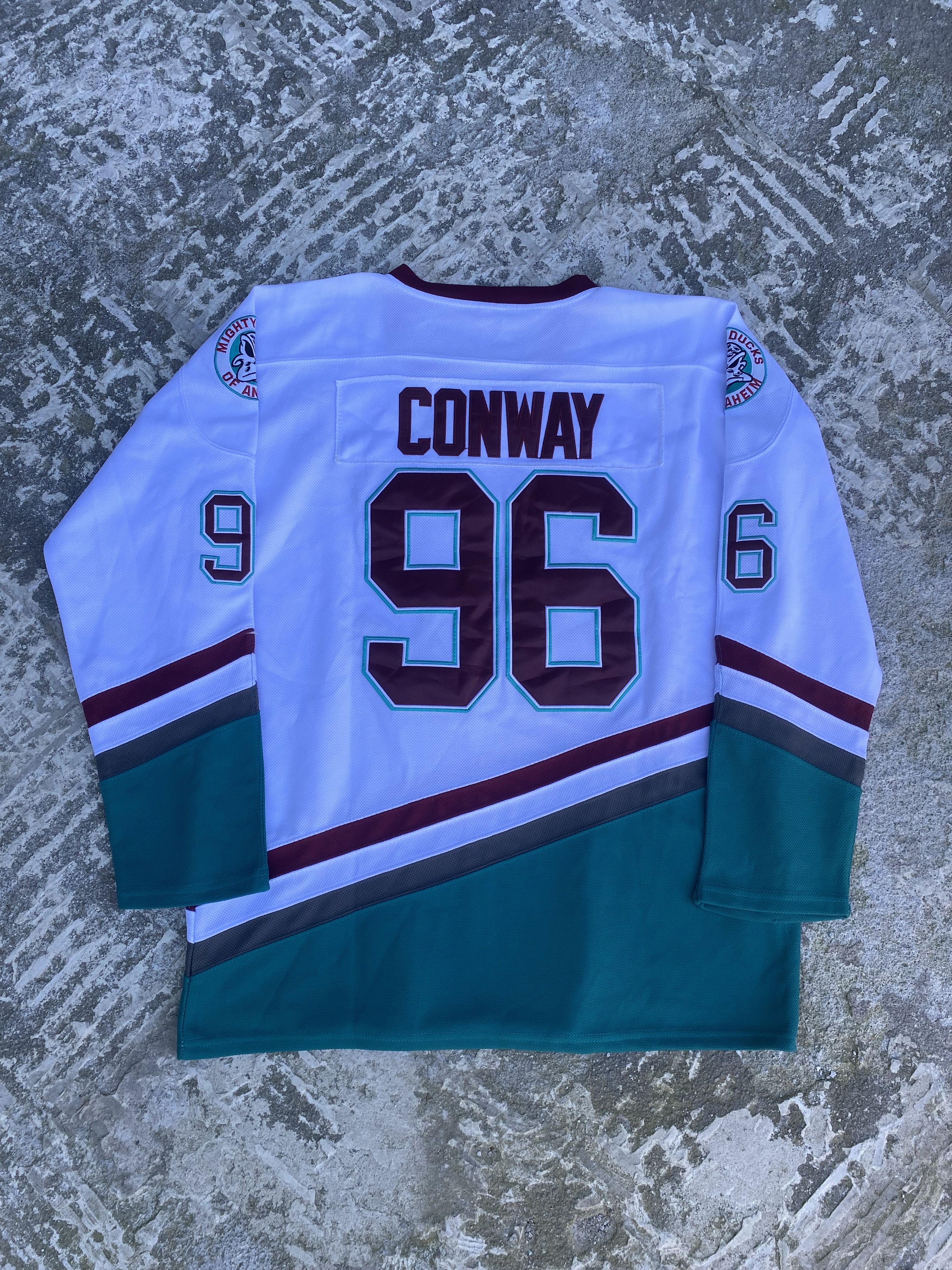 NHL VINTAGE ANAHEIM MIGHTY DUCKS CHARLIE CONWAY #96 NHL JERSEY Size US L / EU 52-54 / 3 - 2 Thumbnail