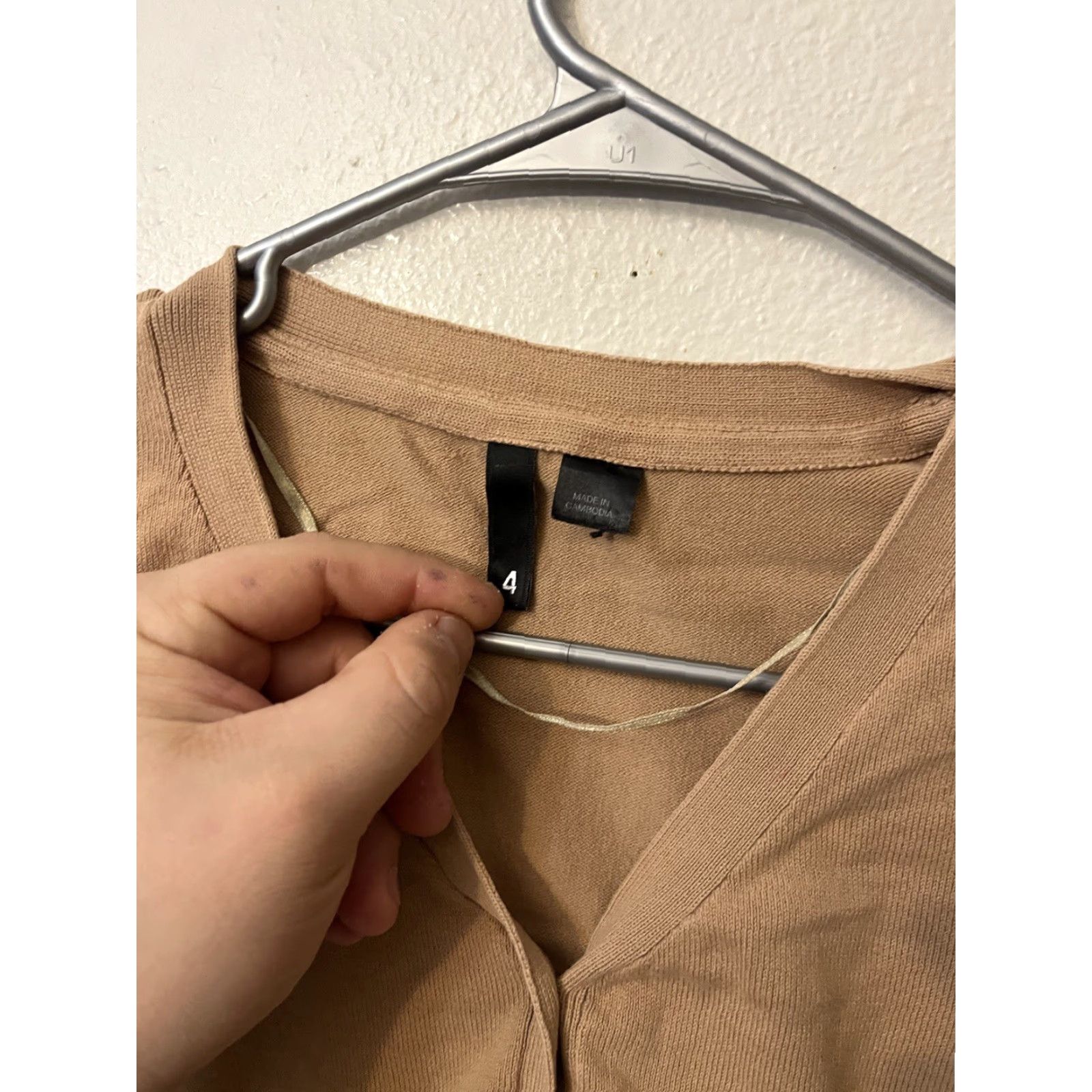H&M H&M Divided Cardigan Sweater 4 Women Elbow Patch V-Neck Tan Brown Cotton Blend Retro 2000s Style: Cardigan Mens Womens Boys Girls Size S / US 4 / IT 40 - 2 Thumbnail