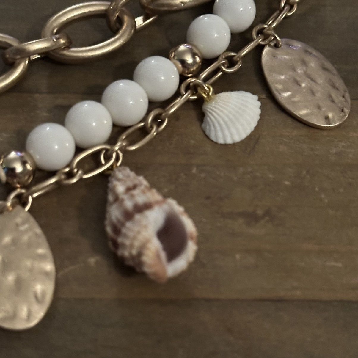 Nordstrom Nordstrom BP. chunky layered seashell charm necklace Size ONE SIZE - 3 Thumbnail