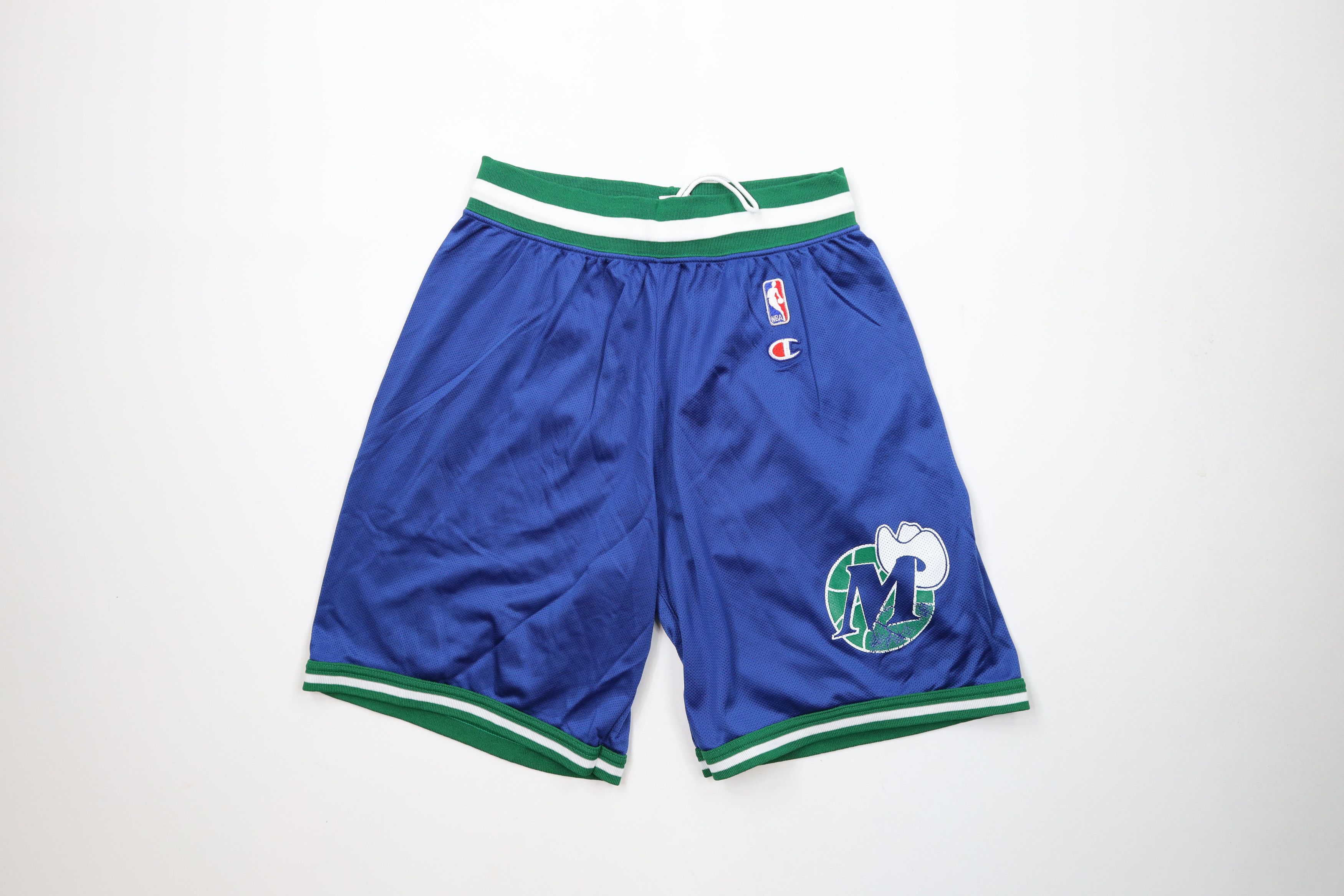 Champion × Vintage Vintage 90s Champion Mavericks Basketball Shorts Blue USA Size US 34 / EU 50 - 1 Thumbnail