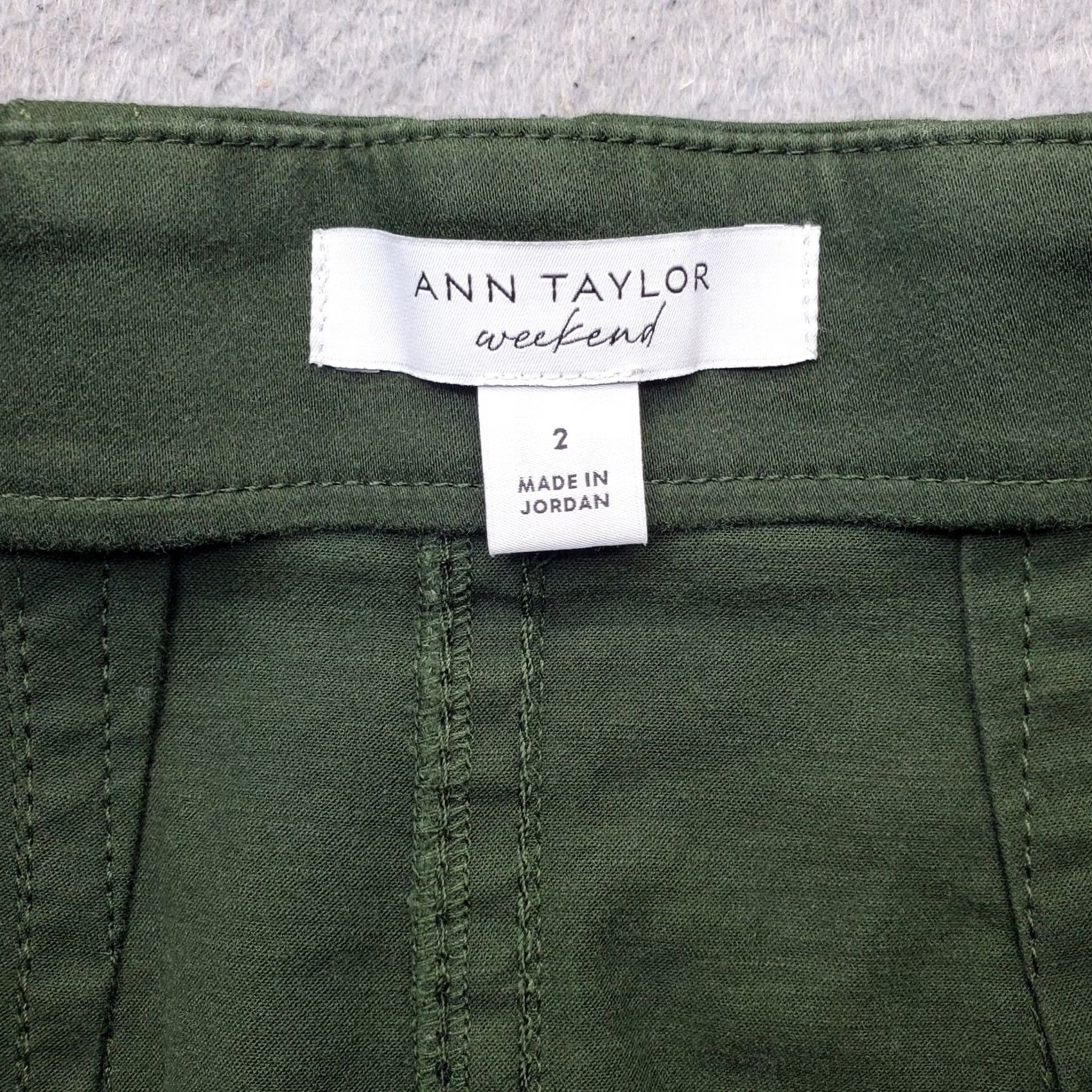 Ann Taylor Ann Taylor Weekend Skirt Womens Size 2 Green Button Front Pencil Straight & Utility Short Skirt Size 26" / US 2 / IT 38 - 5 Thumbnail