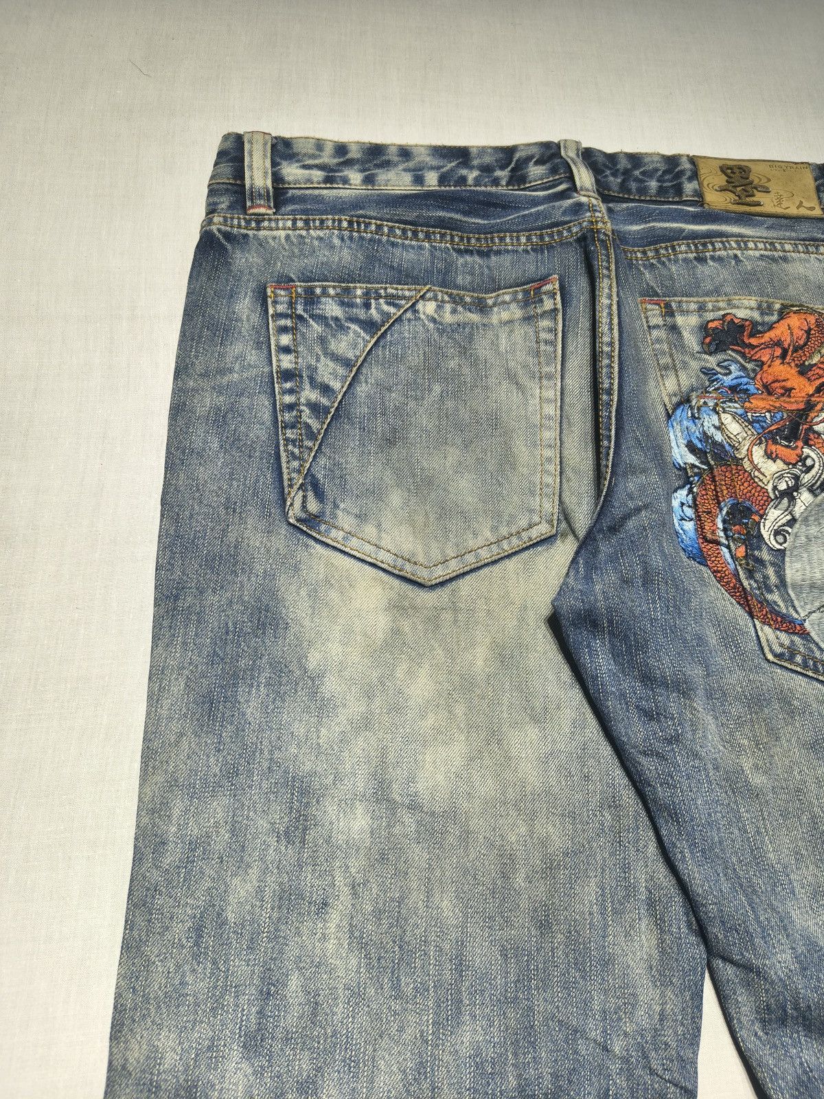 Japanese Brand DOUBLE POCKET DRAGON EMBROIDERY BIG TRAIN JEANS 🐉🥵(013) Size US 34 / EU 50 - 5 Thumbnail