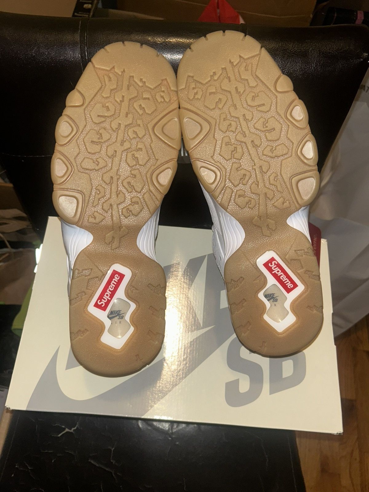 Nike × Supreme Nike SB Air Max 2 CB '94 Low Supreme White Gum Size US 11 / EU 44 - 8 Thumbnail