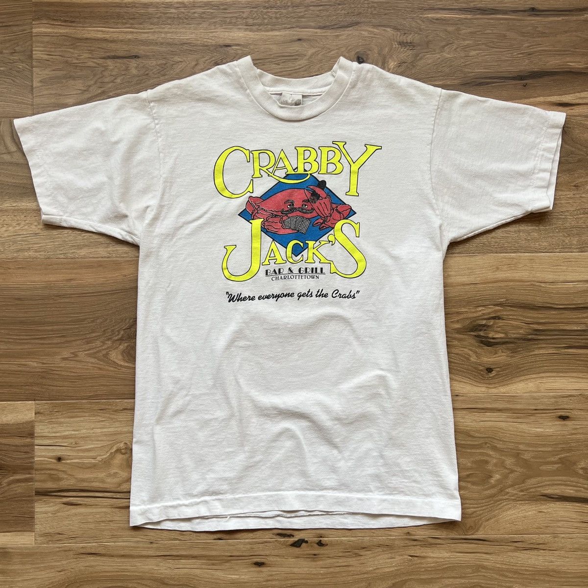 Fruit Of The Loom Vintage Crabby Jack’s Charlottetown Large White T Shirt Size US L / EU 52-54 / 3 - 1 Thumbnail