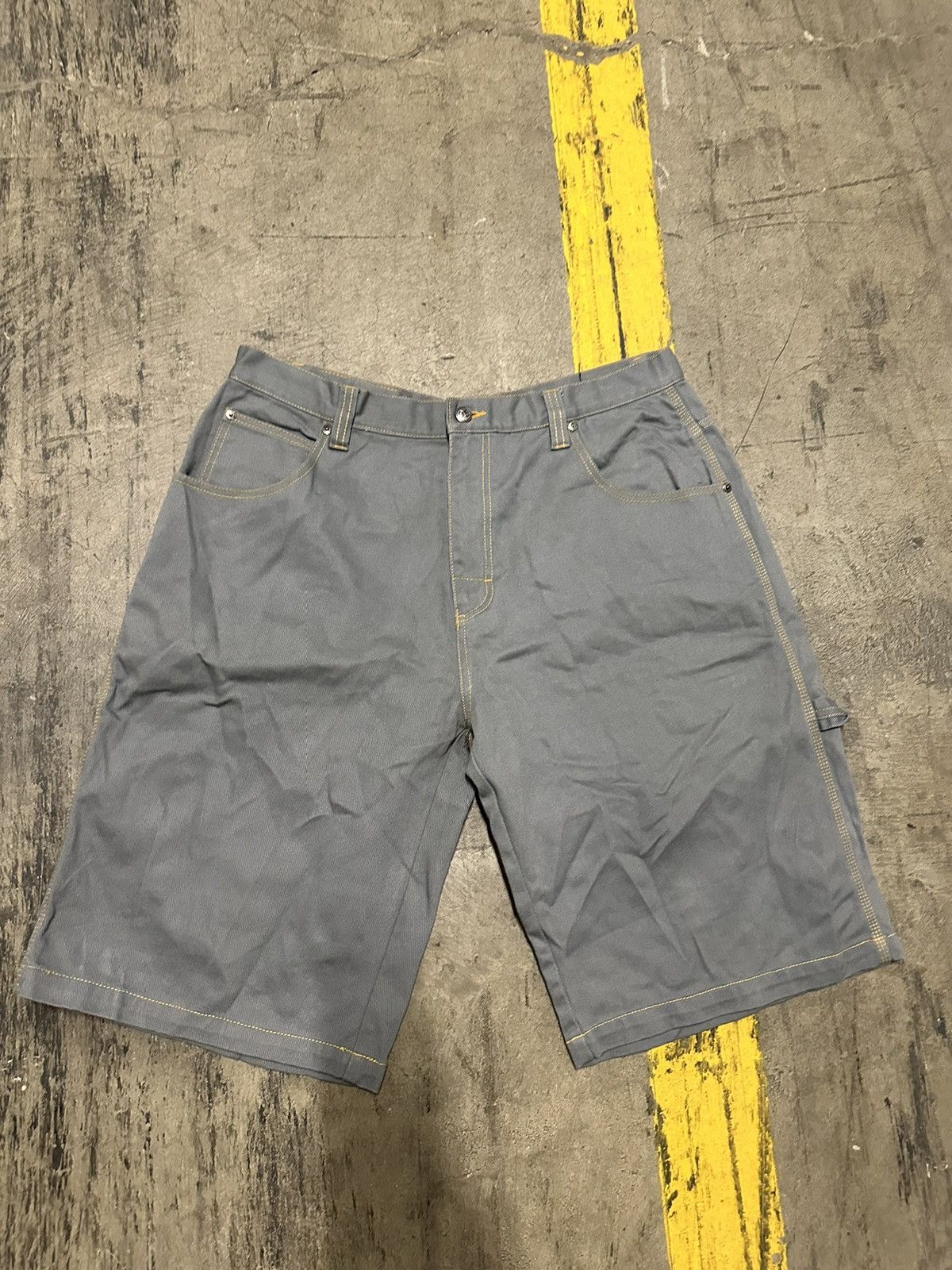 Vintage Y2K baggy cargo shorts Size US 38 / EU 54 - 5 Thumbnail