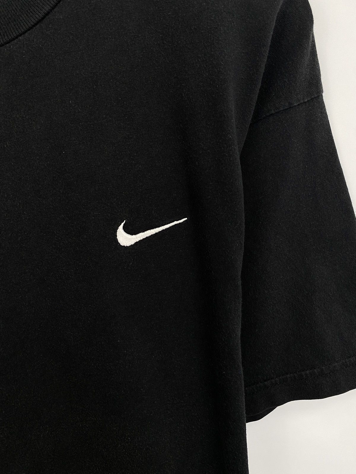 Nike Vintage 90s Nike Swoosh Retro T-Shirt Hype Size US M / EU 48-50 / 2 - 4 Thumbnail