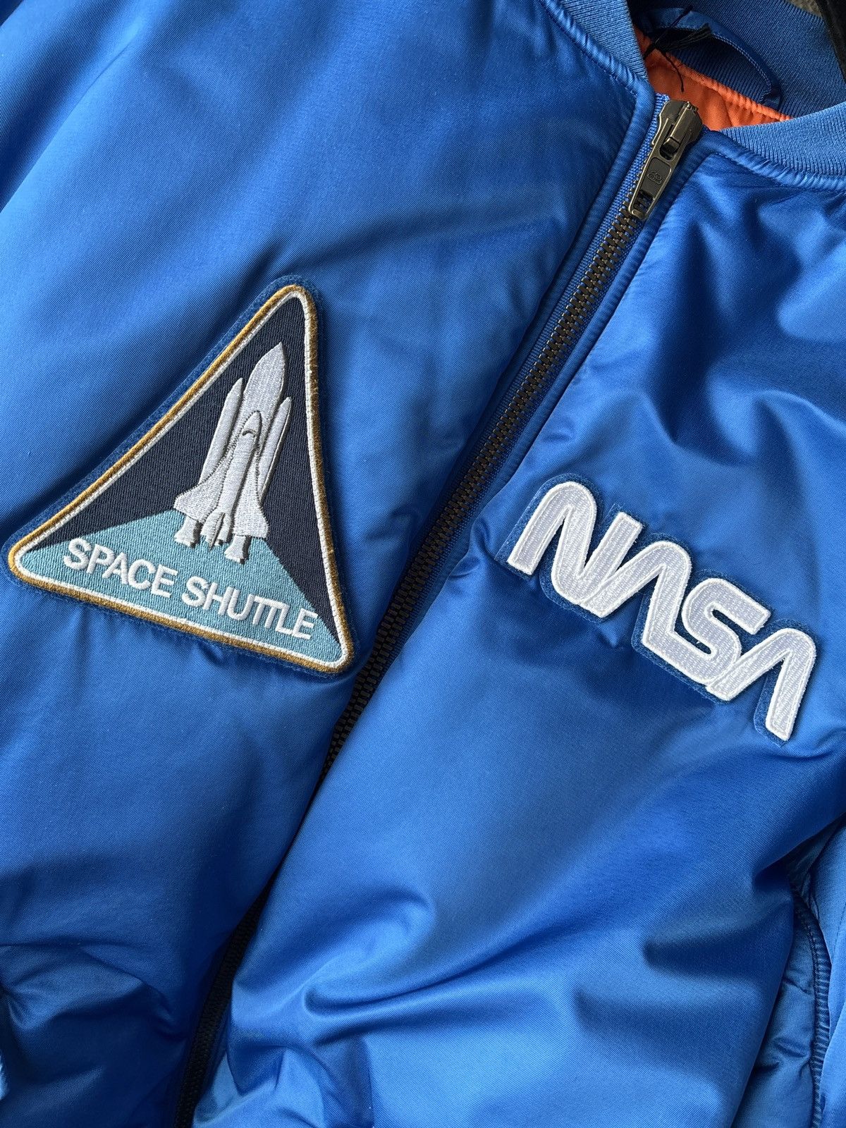 Balenciaga Balenciaga nasa bomber Size US S / EU 44-46 / 1 - 4 Thumbnail