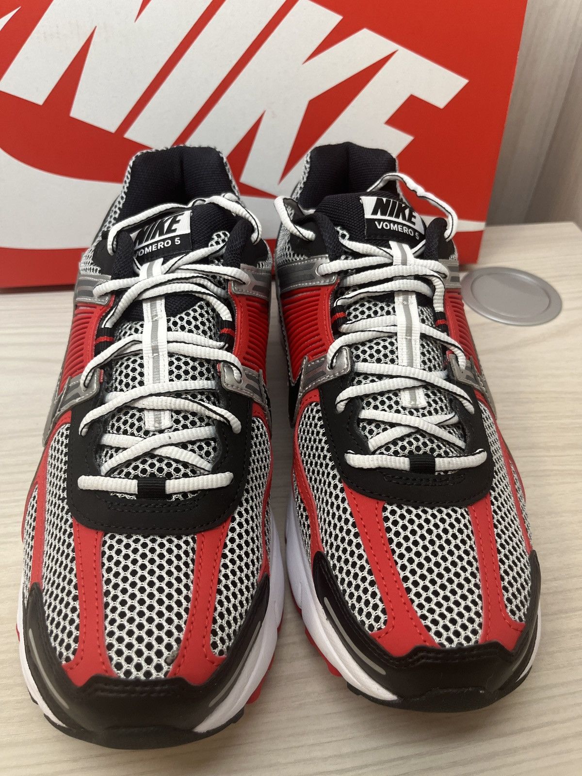 Nike Nike zoom vomero 5 Size US 11.5 / EU 44-45 - 2 Thumbnail