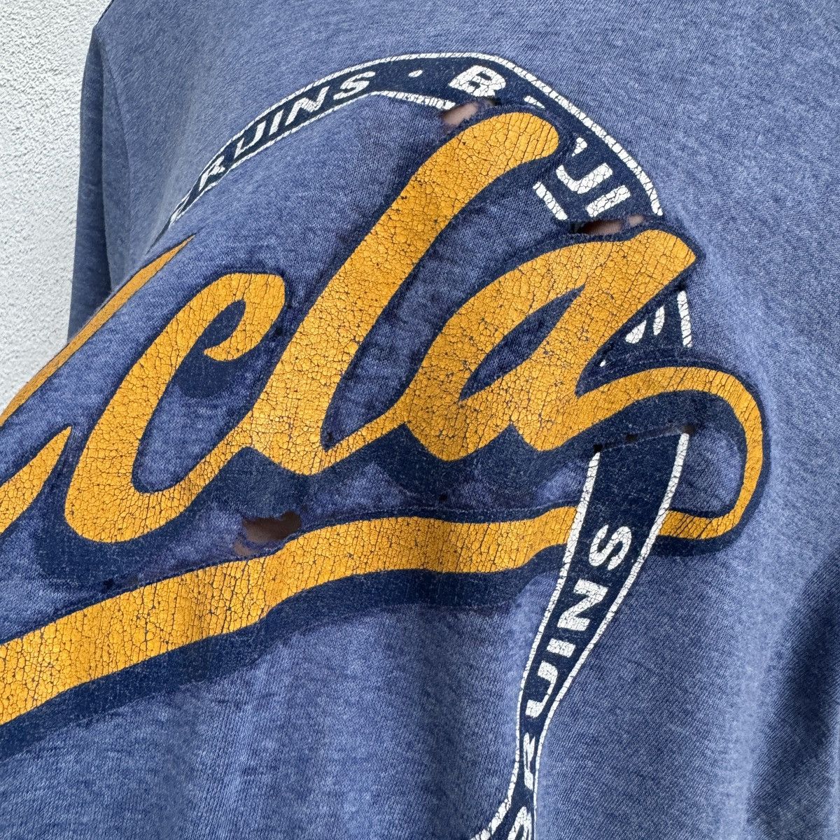 Champion 1990 Champion - UCLA Bruins Thrashed Tee Size US S / EU 44-46 / 1 - 7 Thumbnail