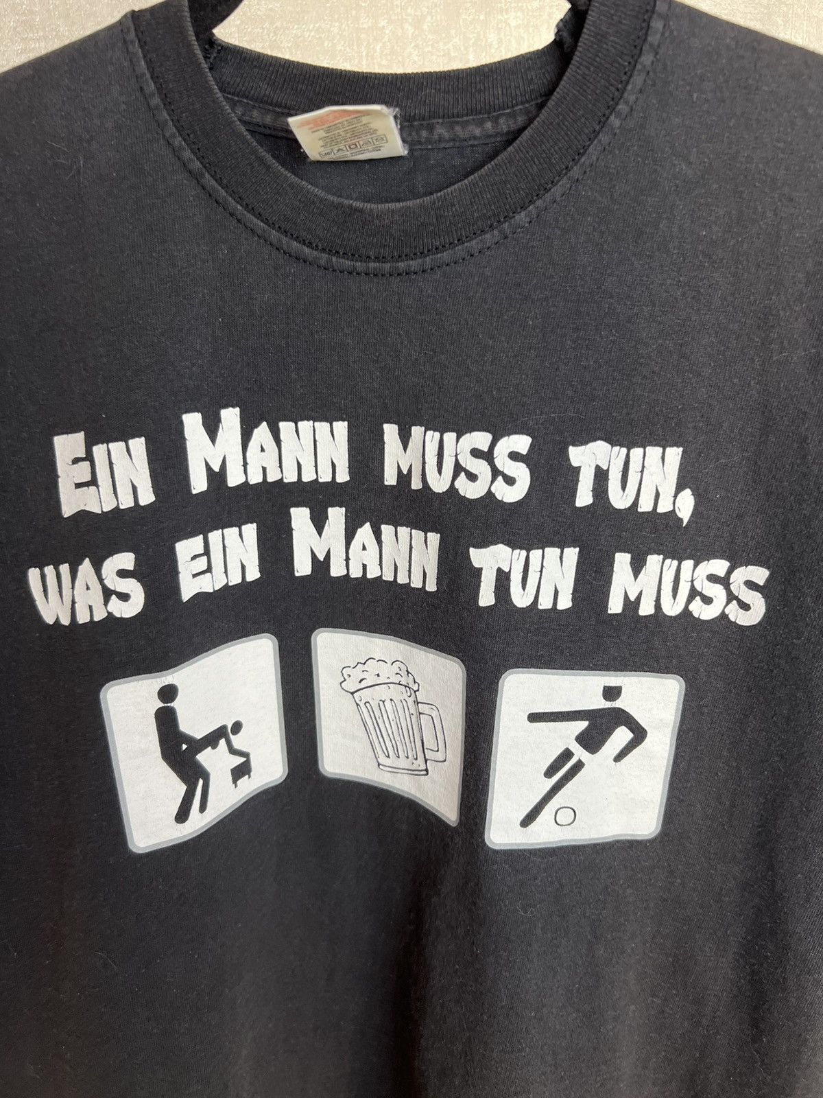 Fruit Of The Loom × Vintage Funny vintage t shirt sex beer football Size US M / EU 48-50 / 2 - 2 Thumbnail