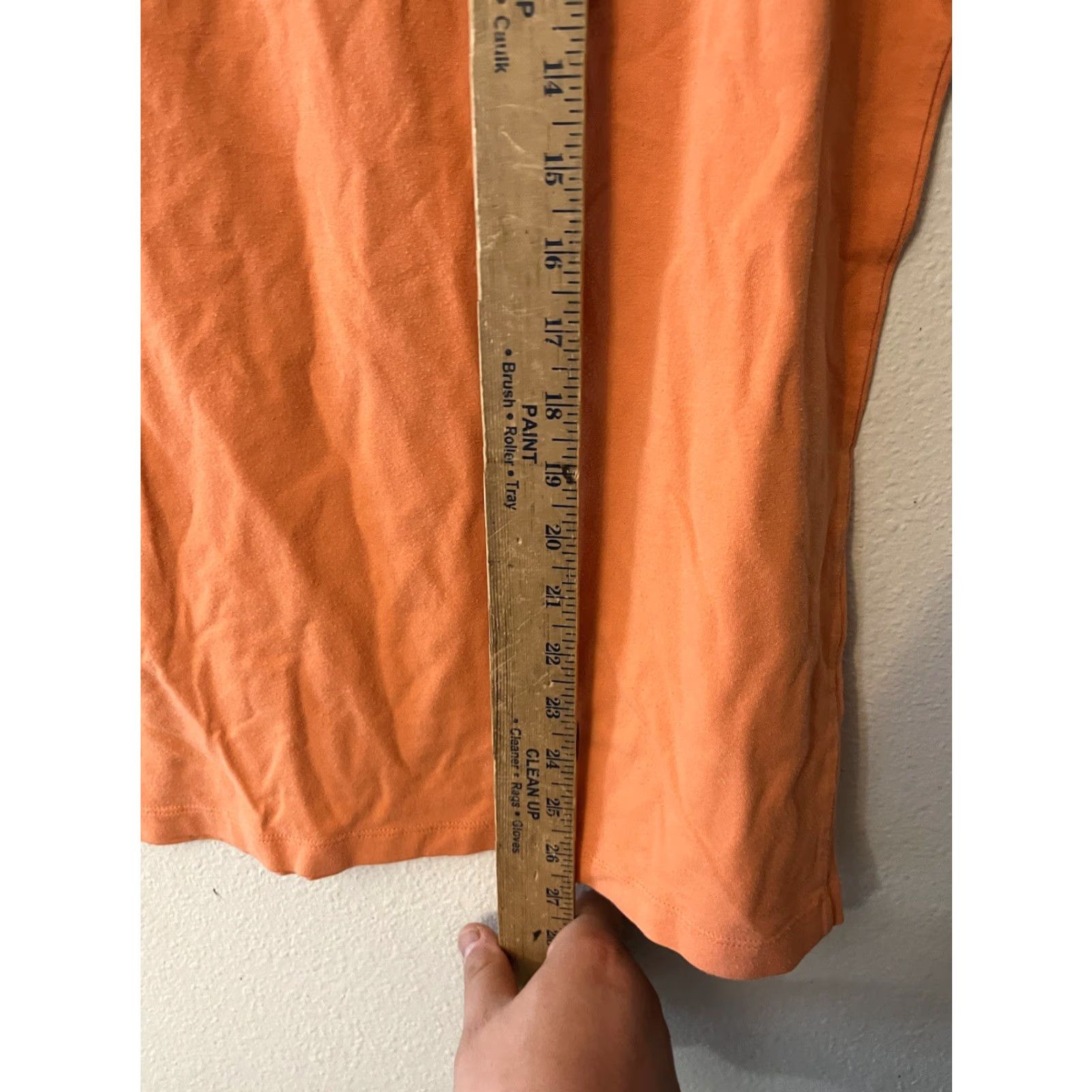 Under Armour Under Armour Women’s V-Neck T-Shirt Size Small Orange Graphic Size S / US 4 / IT 40 - 4 Thumbnail