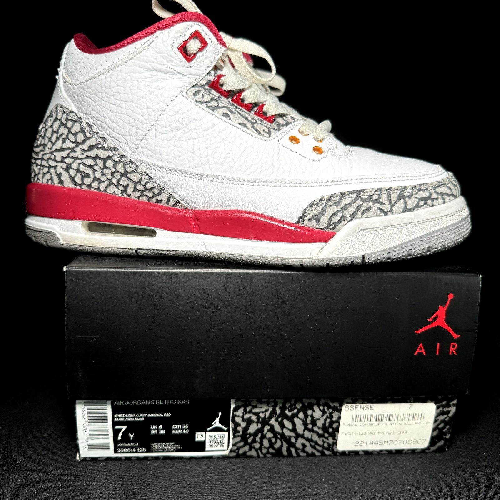 Jordan Brand × Nike Size 7 - Air Jordan 3 Retro GS Cardinal Red 2022 Men's Shoes Size US 7 / EU 40 - 1 Thumbnail