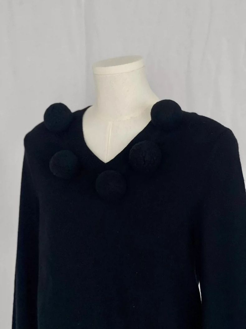 Comme des Garcons Comme Des Garcons V-neck cardigan with big hairball at nec Size XS / US 0-2 / IT 36-38 - 5 Thumbnail