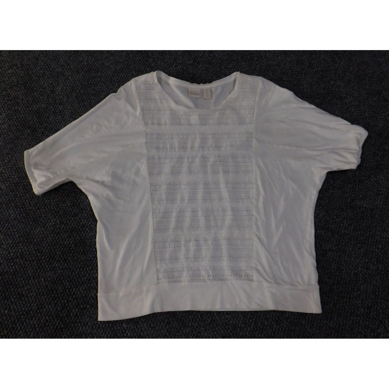 Vintage Chicos Blouse Womens 2 White Textured Knit Casual Pullover Short Sleeve Cotton Viscose Regular Non-Iron Machine Washable Solid Round Neck Vintage No Size XS / US 0-2 / IT 36-38 - 3 Thumbnail