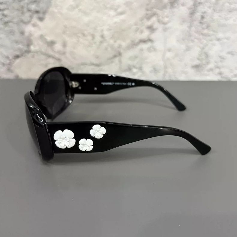 Chanel Chanel Sunglasses in Excellent Condition -2505 Size ONE SIZE - 3 Thumbnail
