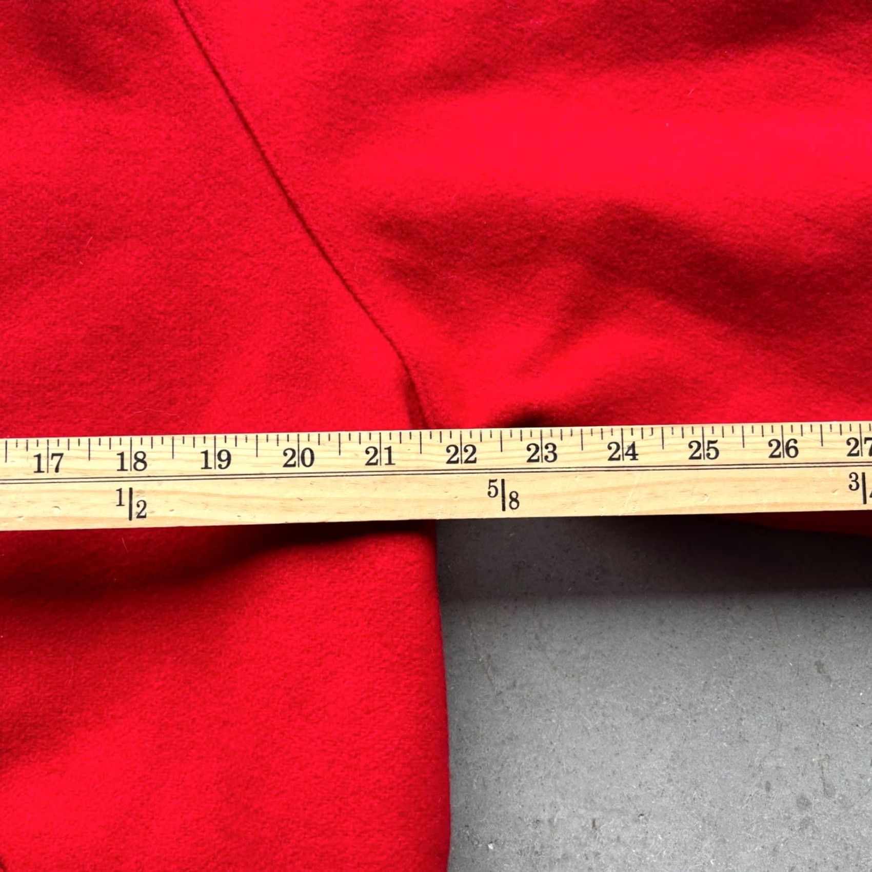 Vintage VINTAGE Woolrich Woman Red Wool Barn Coat Funnel Neck Plaid Lined Made in USA M Size M / US 6-8 / IT 42-44 - 3 Thumbnail