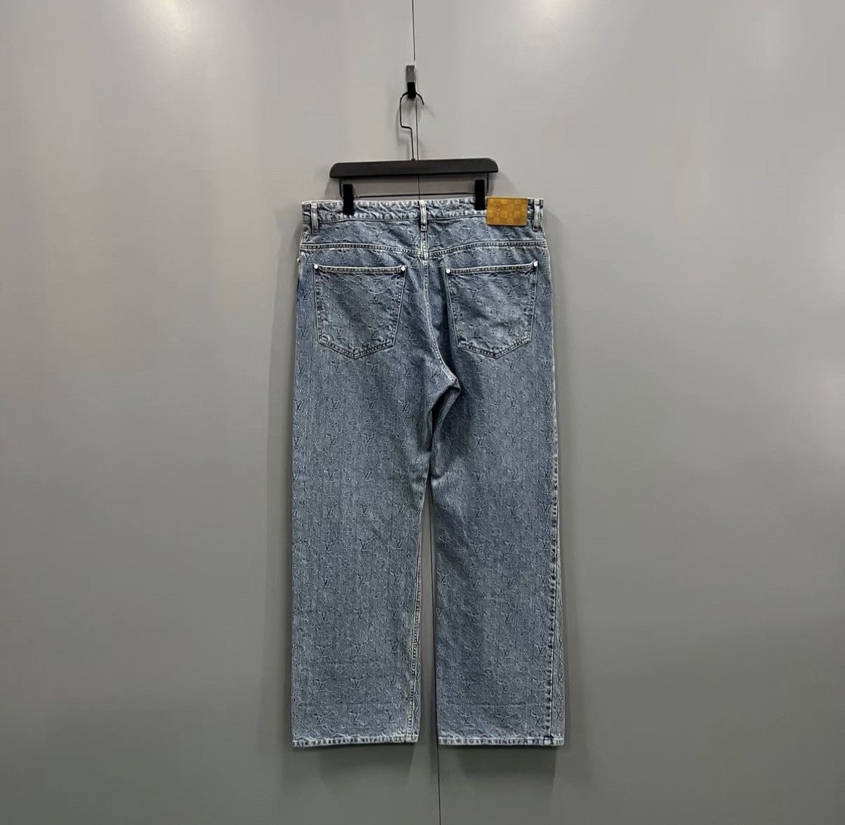Louis Vuitton Louis Vuitton Blue Monogram Denim Pants J41 Size 26" / US 2 / IT 38 - 2 Thumbnail