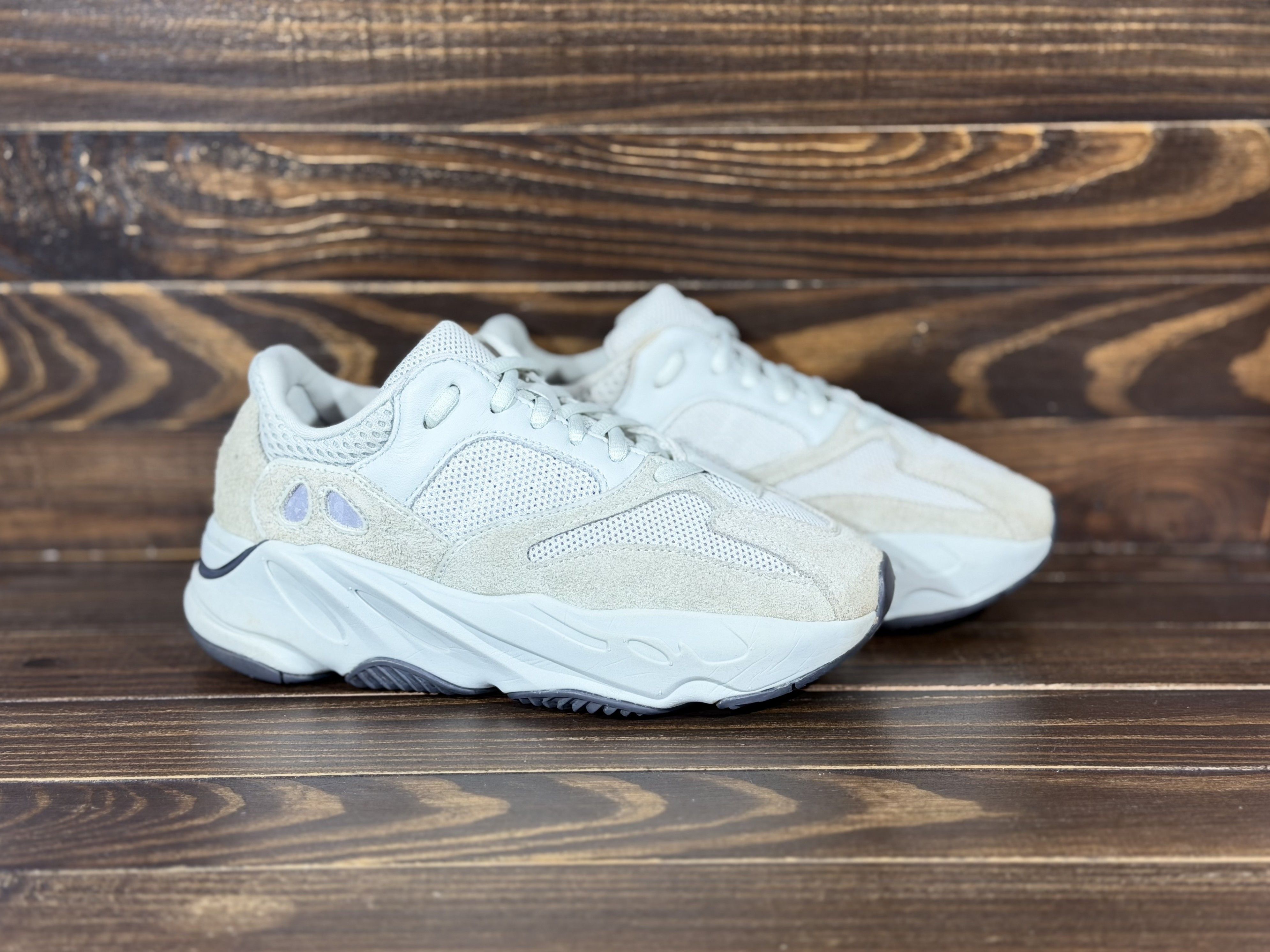 Adidas ADIDAS Yeezy Boost 700 "Salt" Men's/Kids US4 UK3.5 FR36 JP22 Size US 5 / EU 37 - 1 Thumbnail