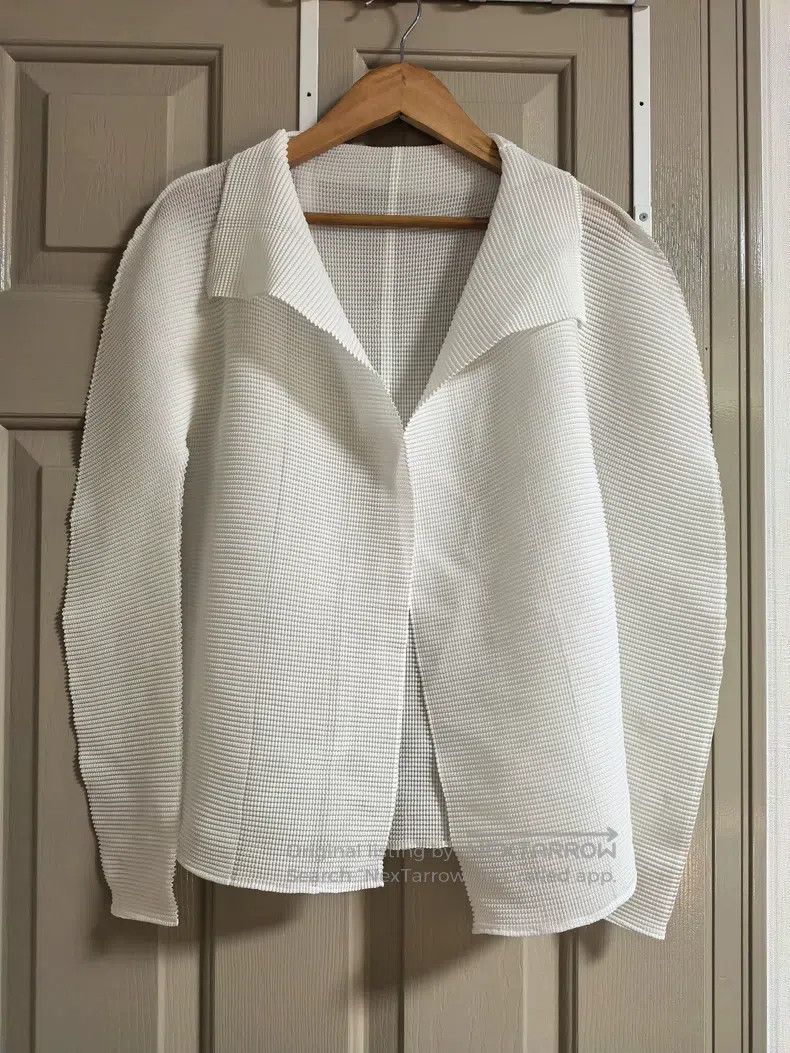 Issey Miyake Issey Miyake size:one size White Cardigan Size XXS / US 00 / IT 34 - 1 Thumbnail