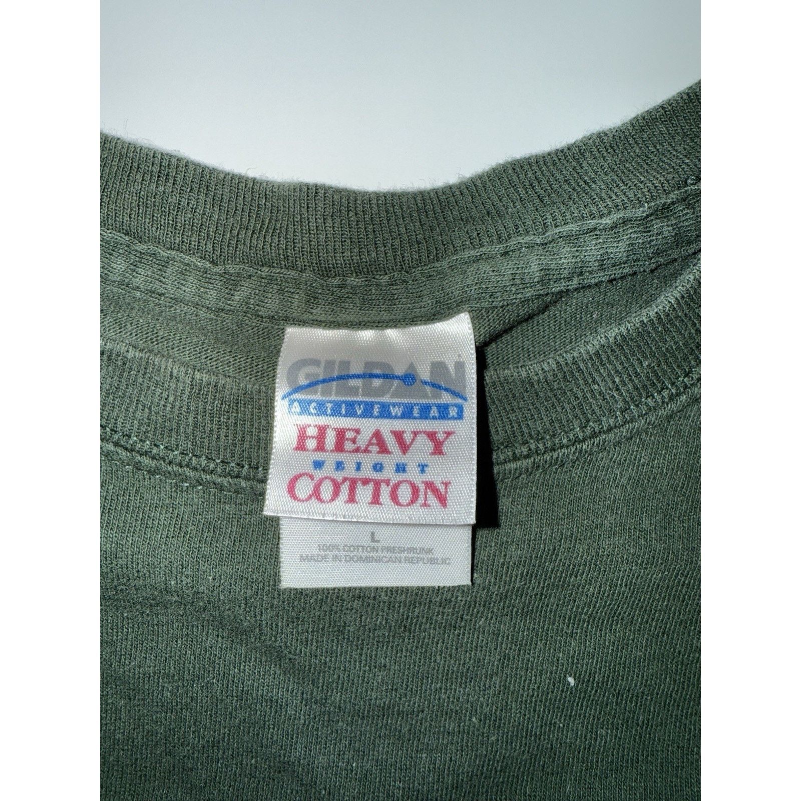 Gildan Vintage Gildan Heavyweight Cotton Size US L / EU 52-54 / 3 - 4 Thumbnail