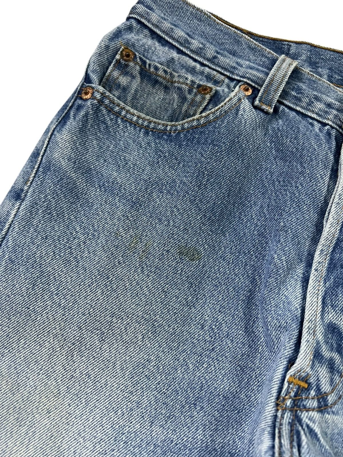 Levi's 80’s Vintage Levi’s 501 Mud Wash Jean Size US 29 - 8 Thumbnail
