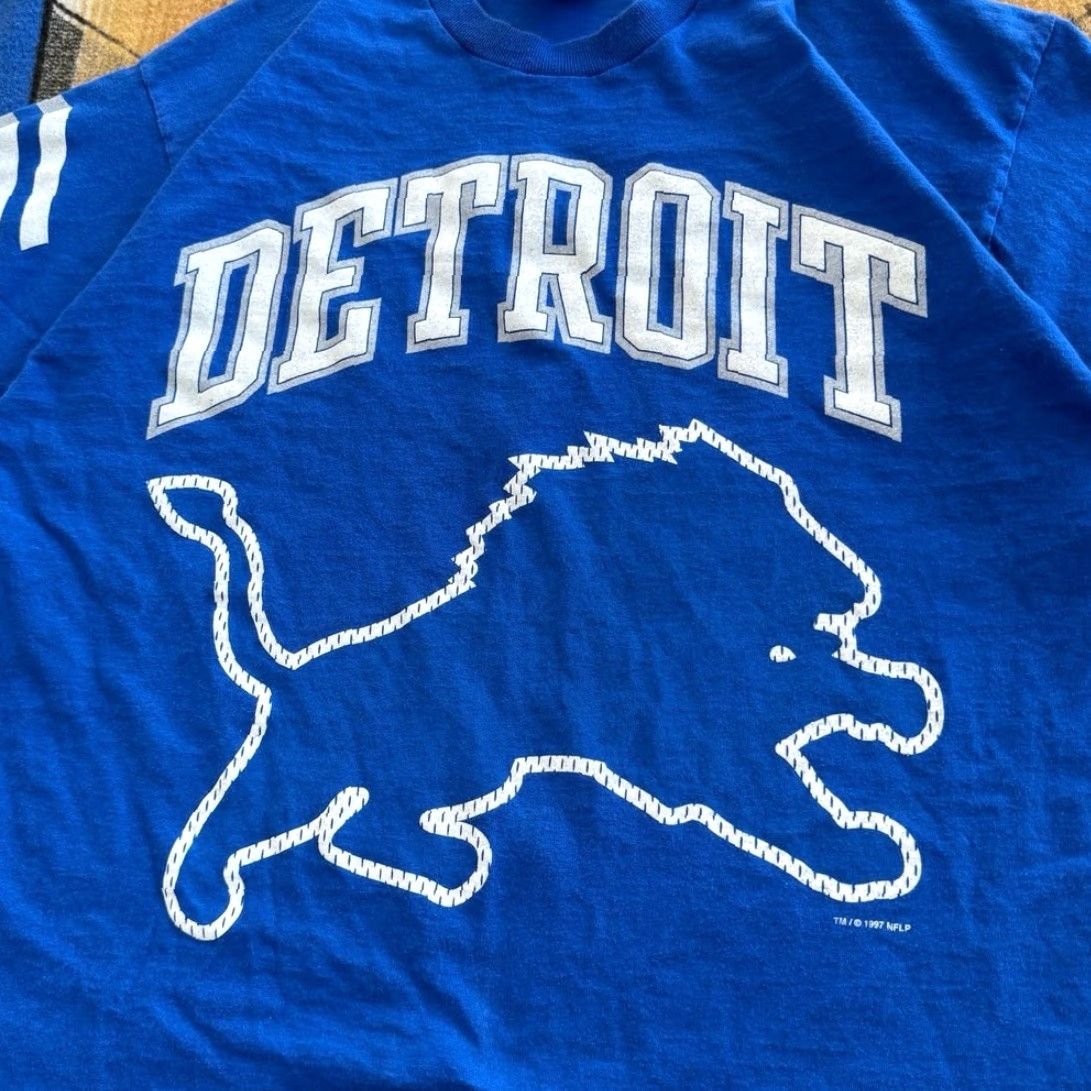 Pro Player VINTAGE Detroit Lions Pro Player Double Sided T-Shirt Size XL Men Short Sleeve Blue 90s NFL Football Lions ProPlayer Regular fit United States Size US XL / EU 56 / 4 - 4 Thumbnail