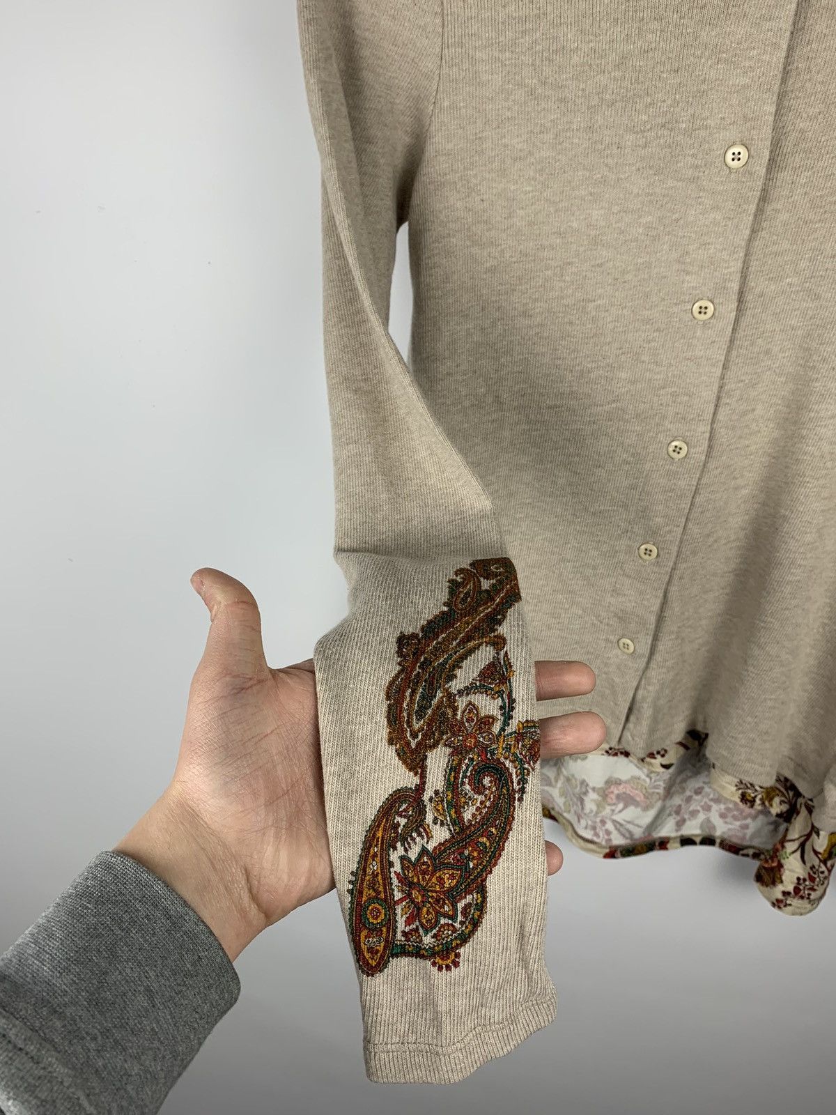 Desigual Desigual Paisley Cardigan Women’s Size S Buttons Beige Size S / US 4 / IT 40 - 3 Thumbnail