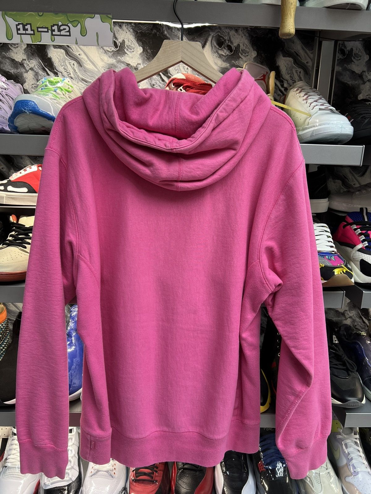 Supreme Supreme FW17 Magenta Box Logo Size US XL / EU 56 / 4 - 2 Thumbnail