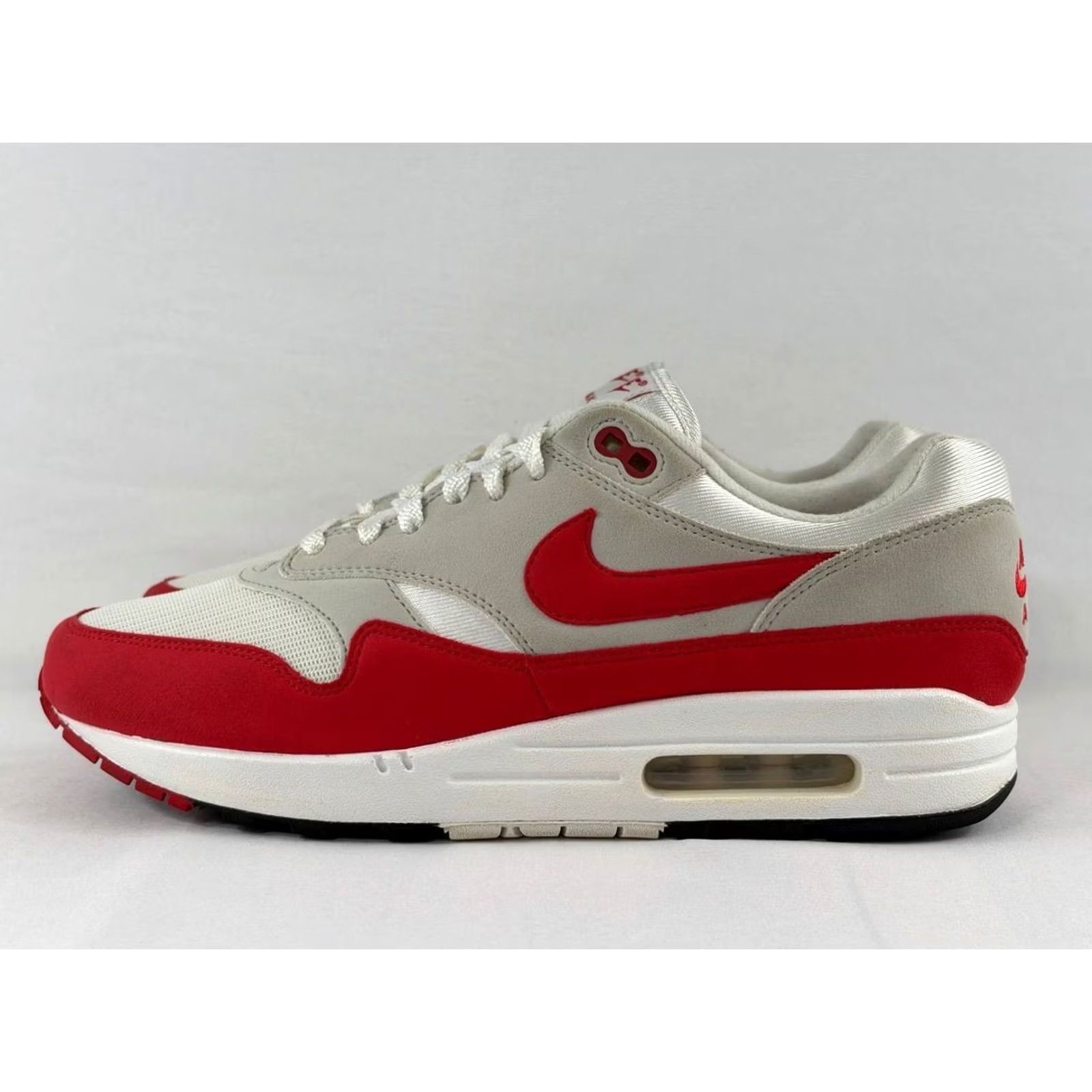 Nike Nike Air Max 1 Sneaker Athletic White Red 2017 Size 10 908375-103 Mens Size US 10 / EU 43 - 6 Thumbnail
