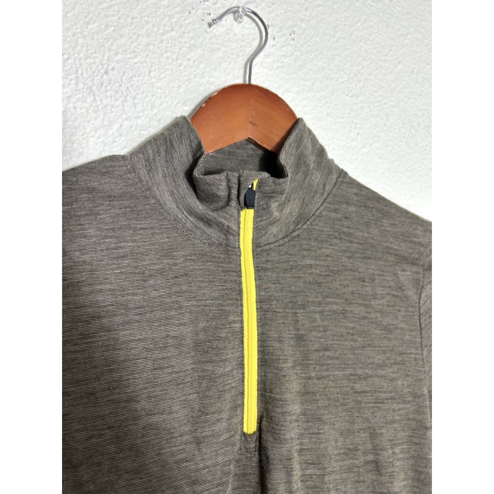 Vintage LL Bean Womens XS Olive 1/4 Zip Wooly Polyester Blend Pullover Windstopper Jacket Windbreaker Womens XS Olive Green 1/4 Zip Pullover Windstopper Size XS / US 0-2 / IT 36-38 - 3 Thumbnail