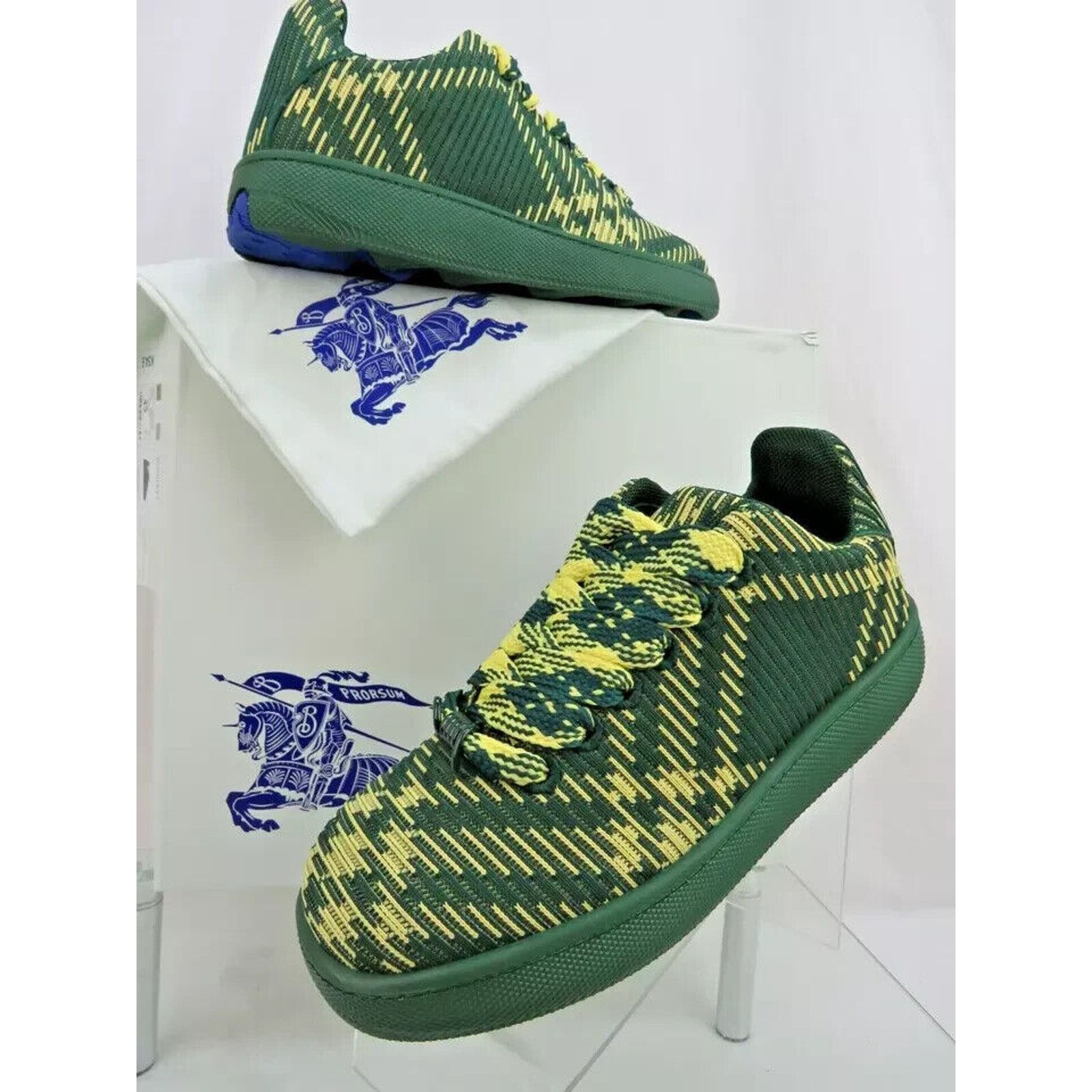 Burberry BURBERRY BOX GREEN CHECK CANVAS LOGO SNEAKERS 10.5 US 43.5 Size US 10.5 / EU 43-44 - 2 Thumbnail