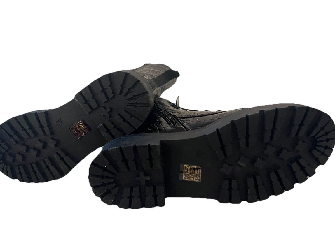 Designer NEW Boots Black Crocodile Vegan Size10 Zip/Lace Soooo Nice! Size US 10 / IT 40 - 7 Thumbnail