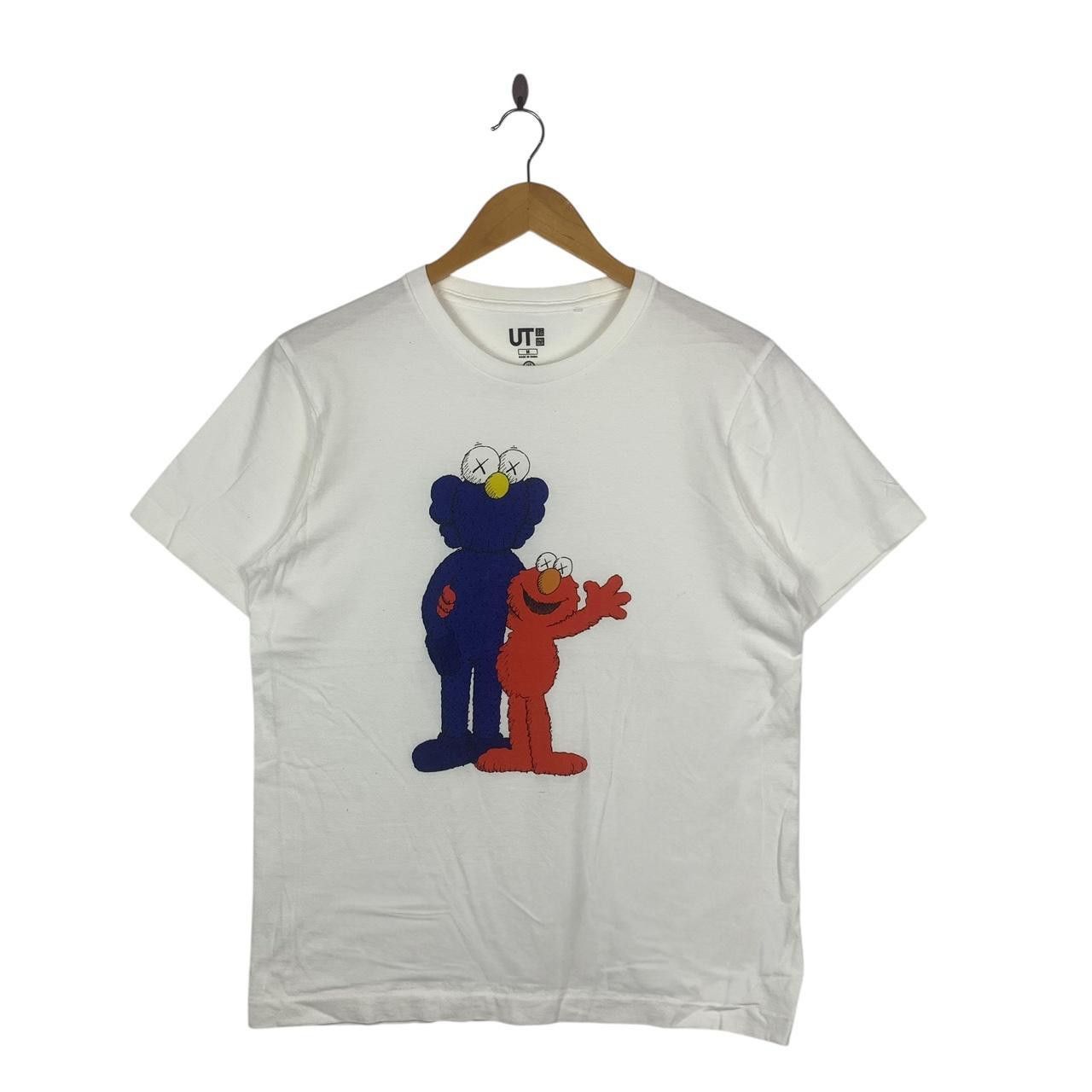 Kaws × Uniqlo KAWS x SESAME STREET x UNIQLO Elmo Tee Shirt Top Artwork Size M / US 6-8 / IT 42-44 - 1 Thumbnail