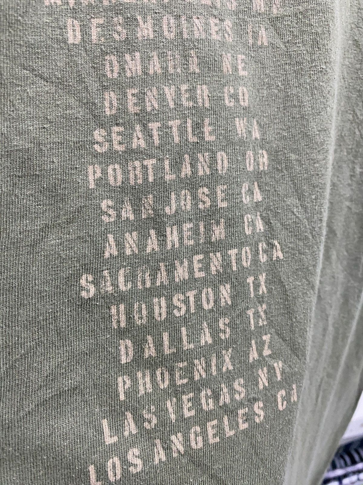 Band Tees × Vintage Vintage 90’s Paul McCartney 2005 Tour Tee Size US L / EU 52-54 / 3 - 7 Thumbnail